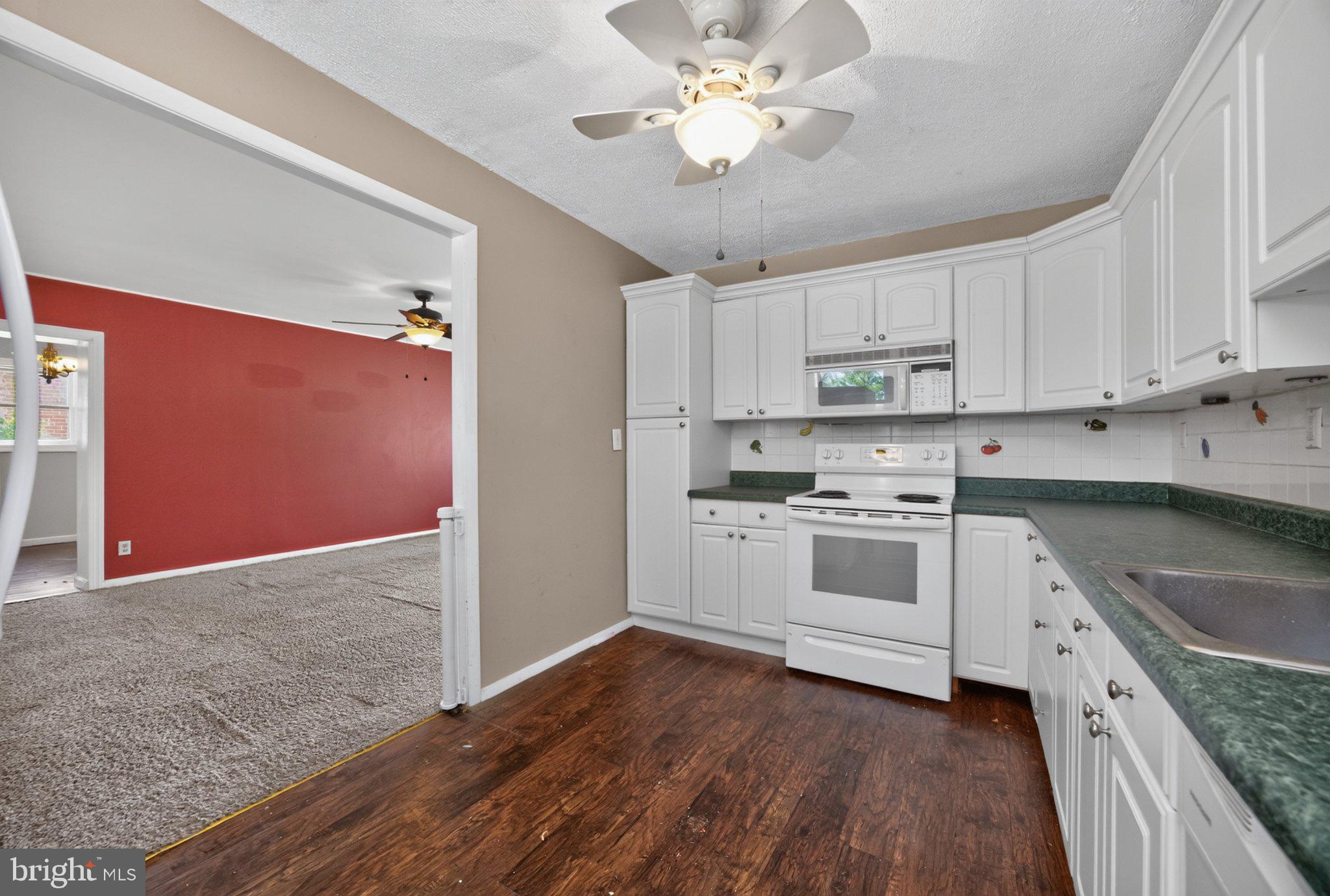 PENN SQ - Residential