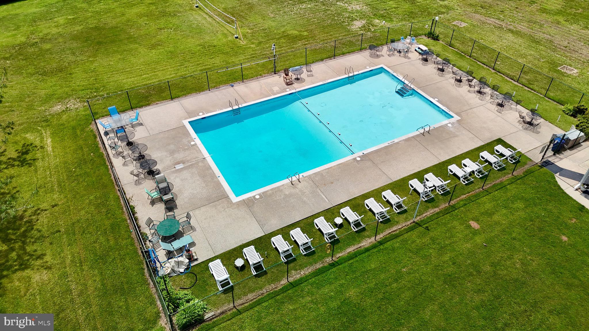 THE PINES - Residential