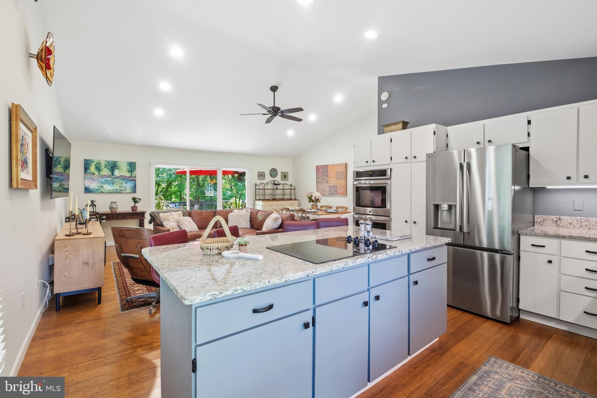 THE PINES - Residential