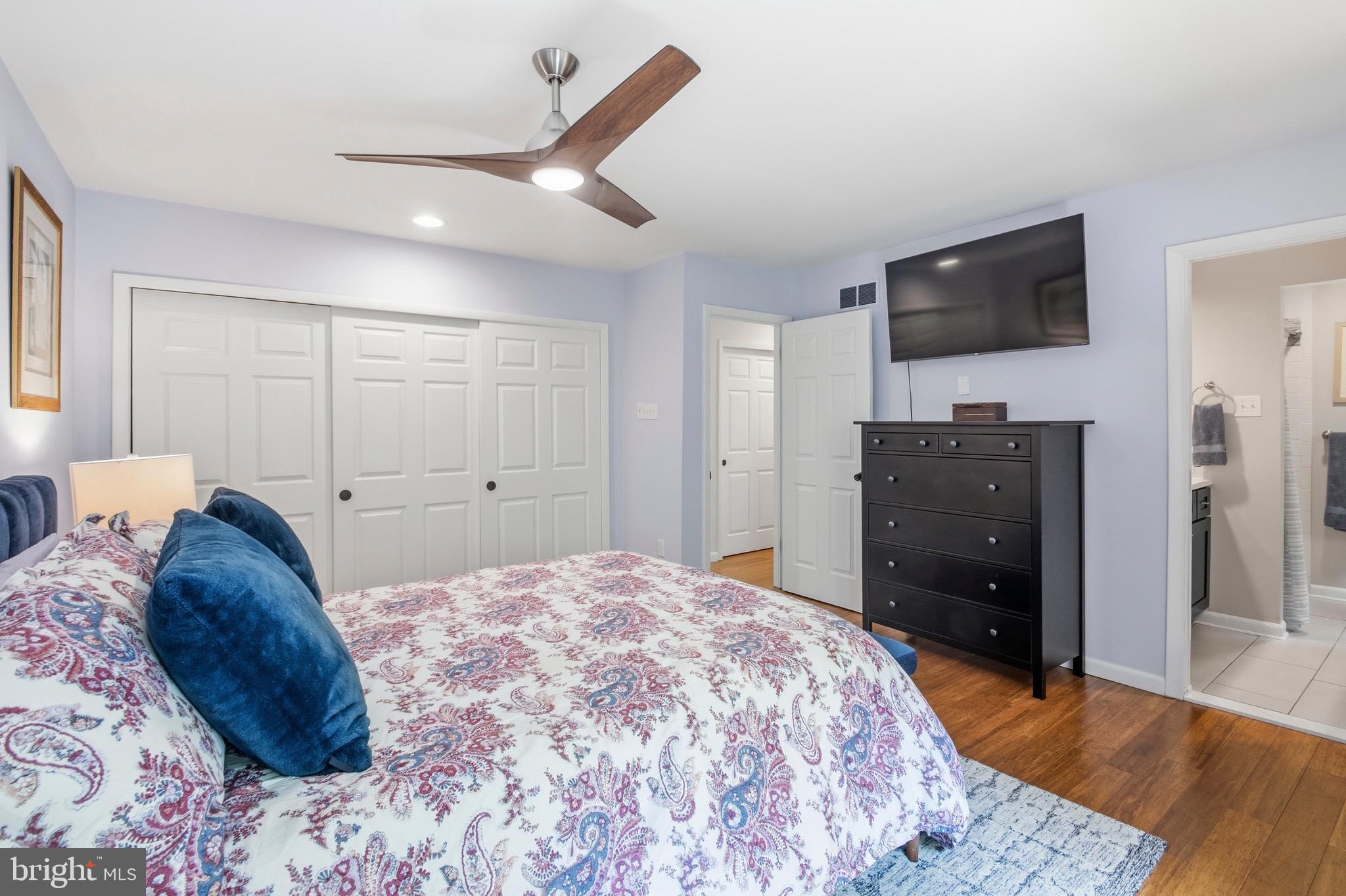 THE PINES - Residential