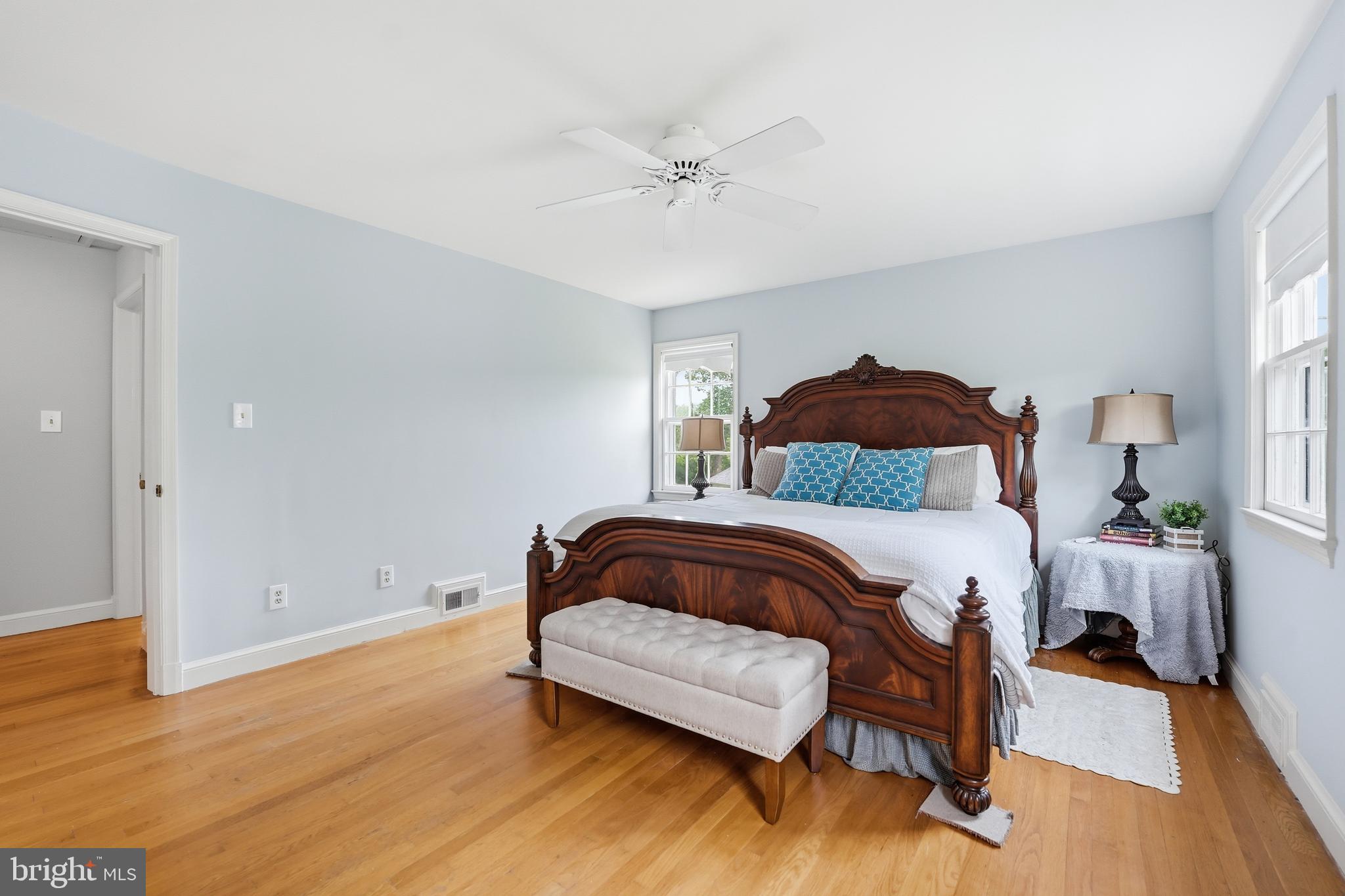 MONTROSE WOODS - Residential