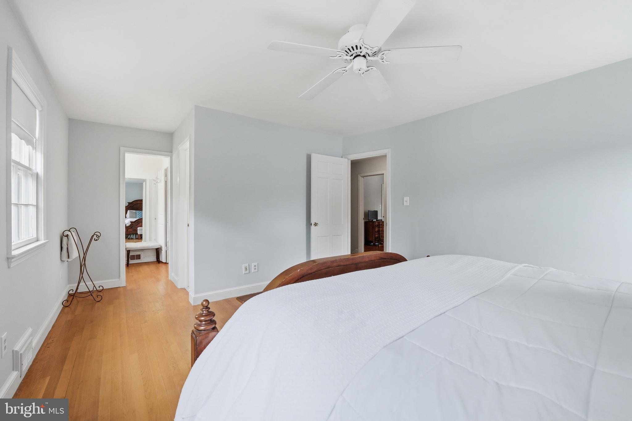 MONTROSE WOODS - Residential