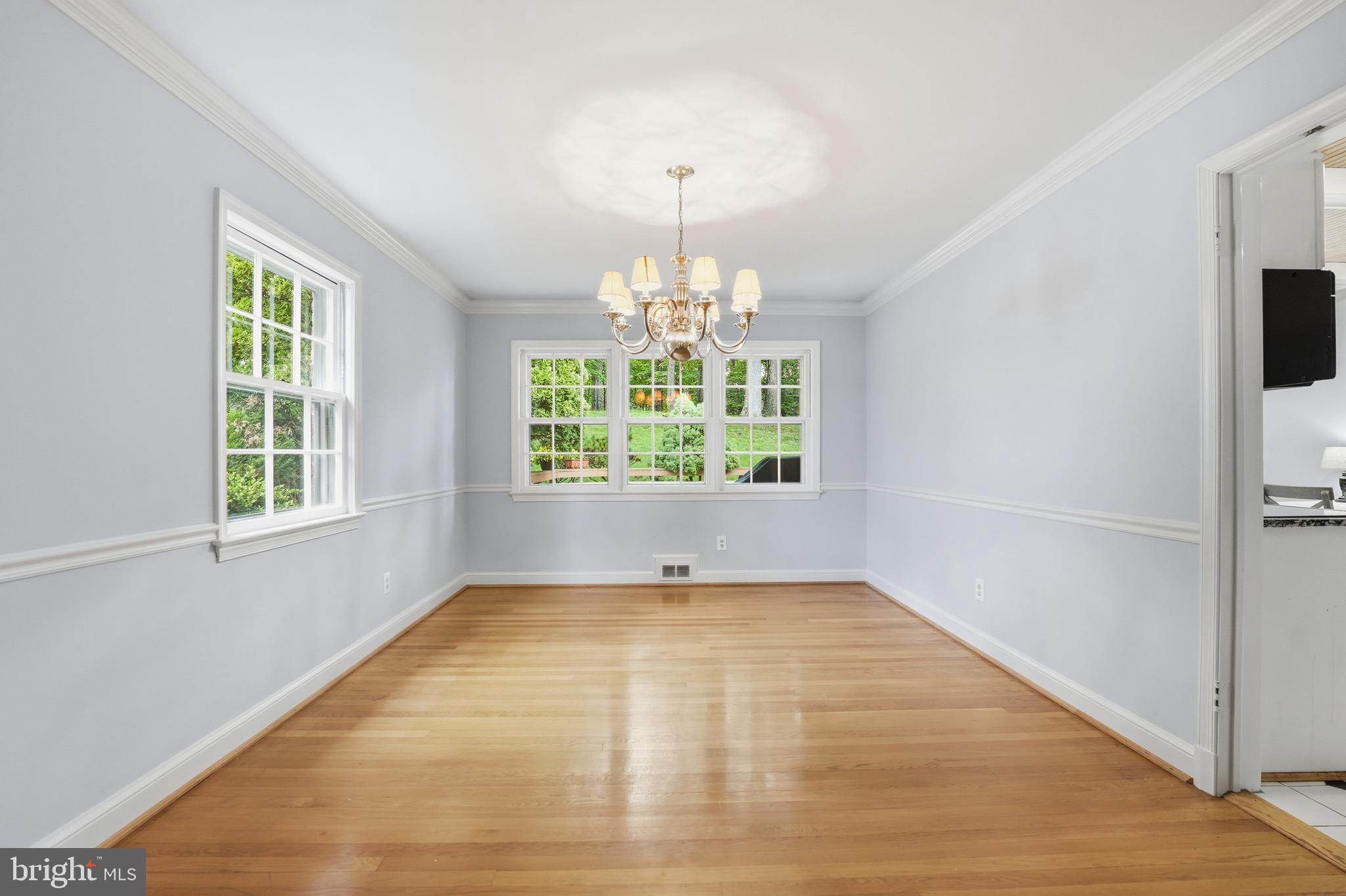 MONTROSE WOODS - Residential