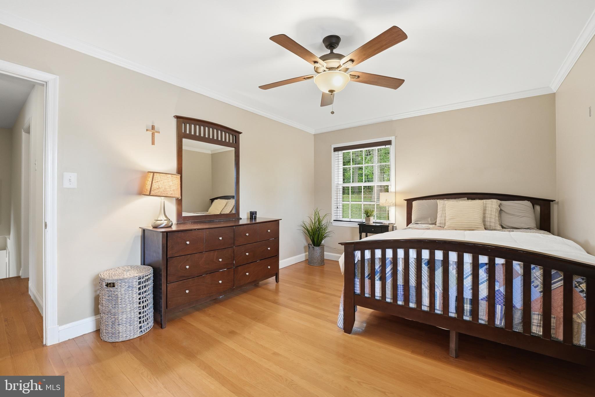 MONTROSE WOODS - Residential