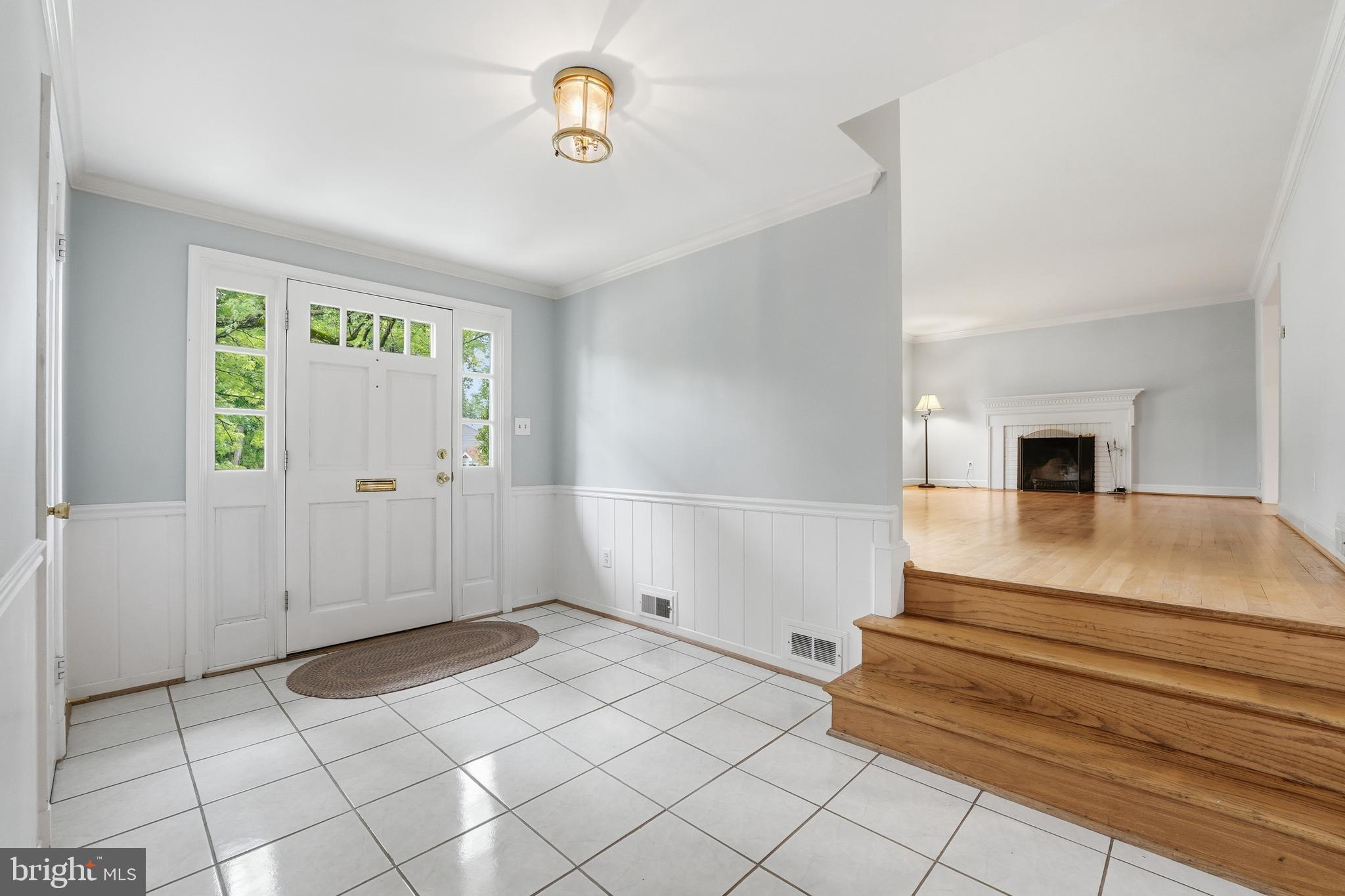 MONTROSE WOODS - Residential