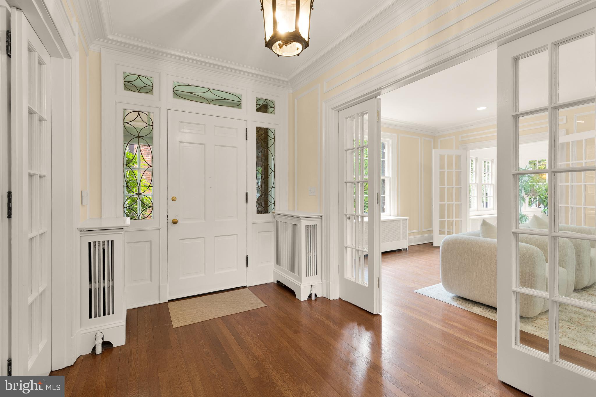 WOODLEY PARK - Residential