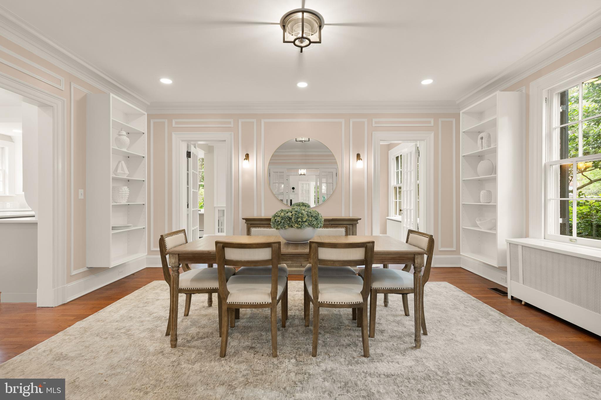 WOODLEY PARK - Residential