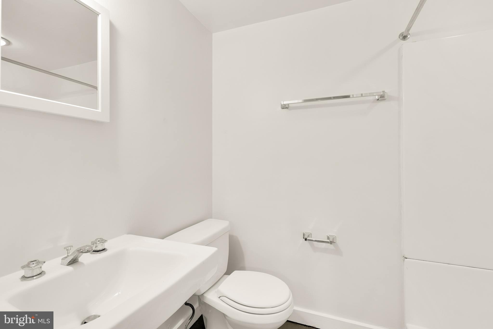 WOODLEY PARK - Residential