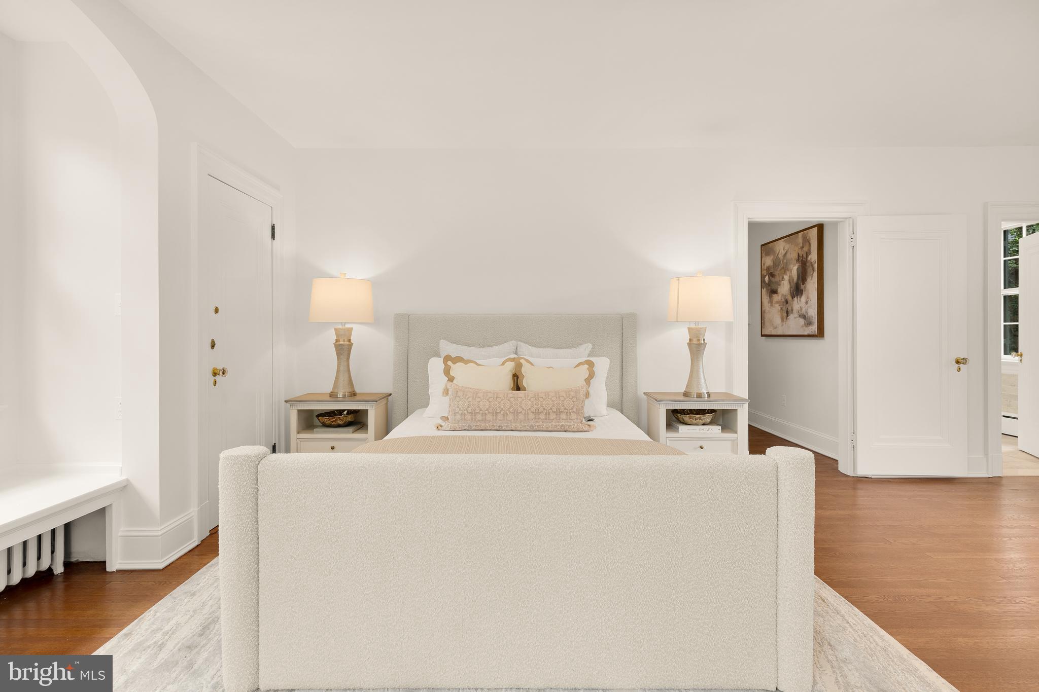 WOODLEY PARK - Residential