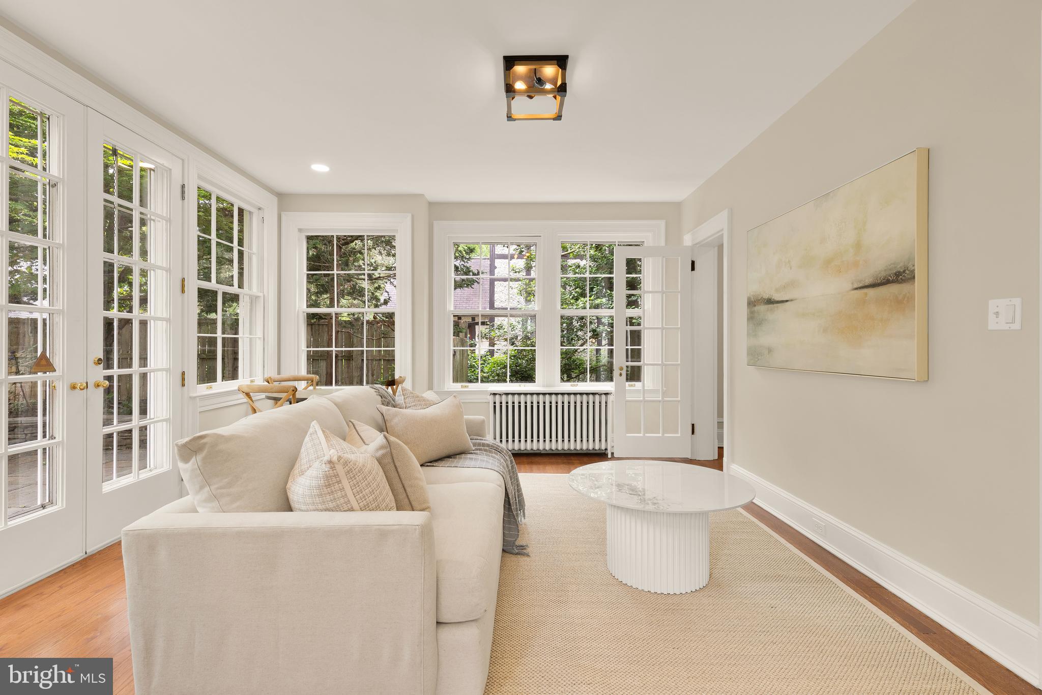 WOODLEY PARK - Residential