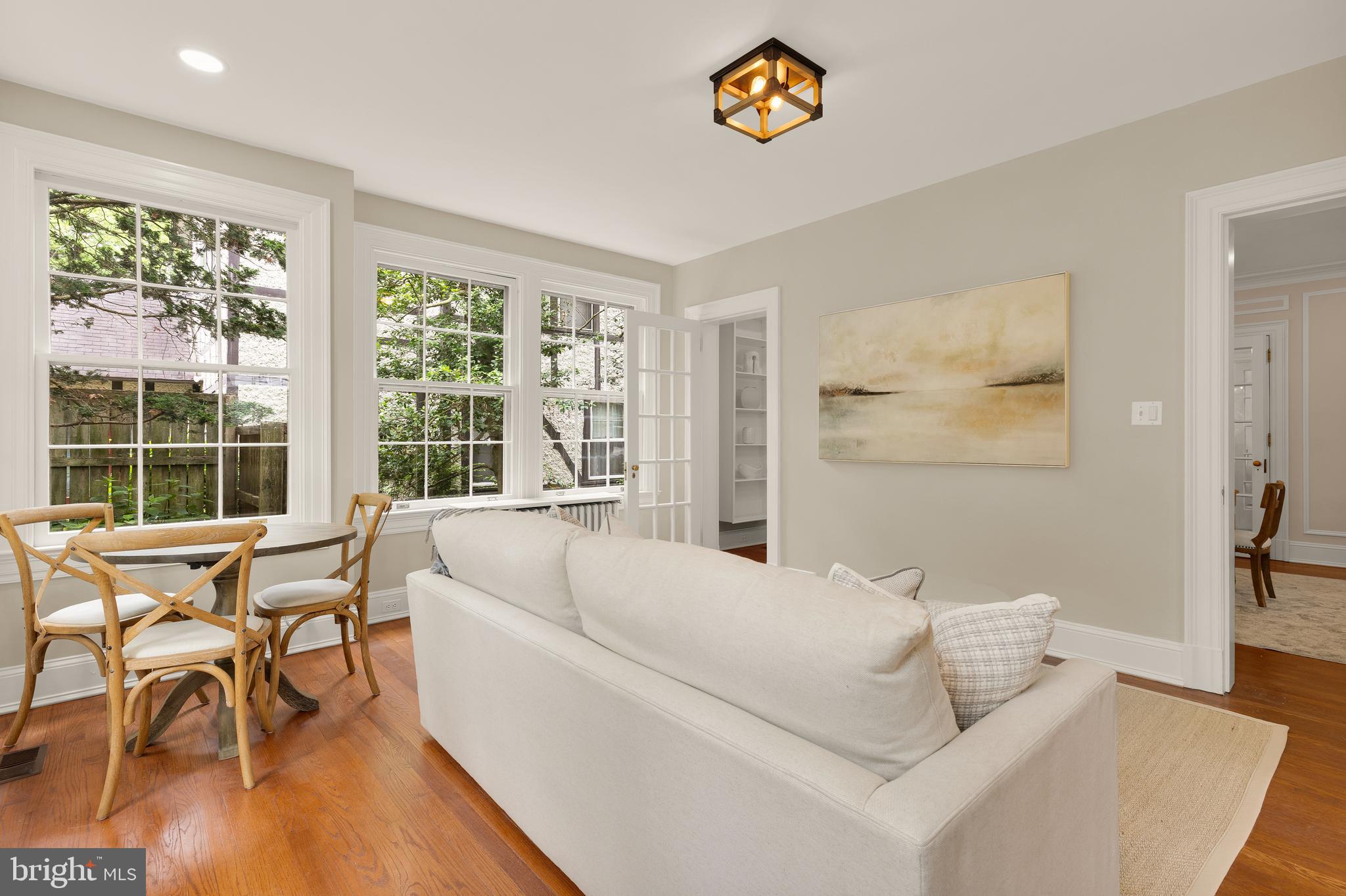 WOODLEY PARK - Residential