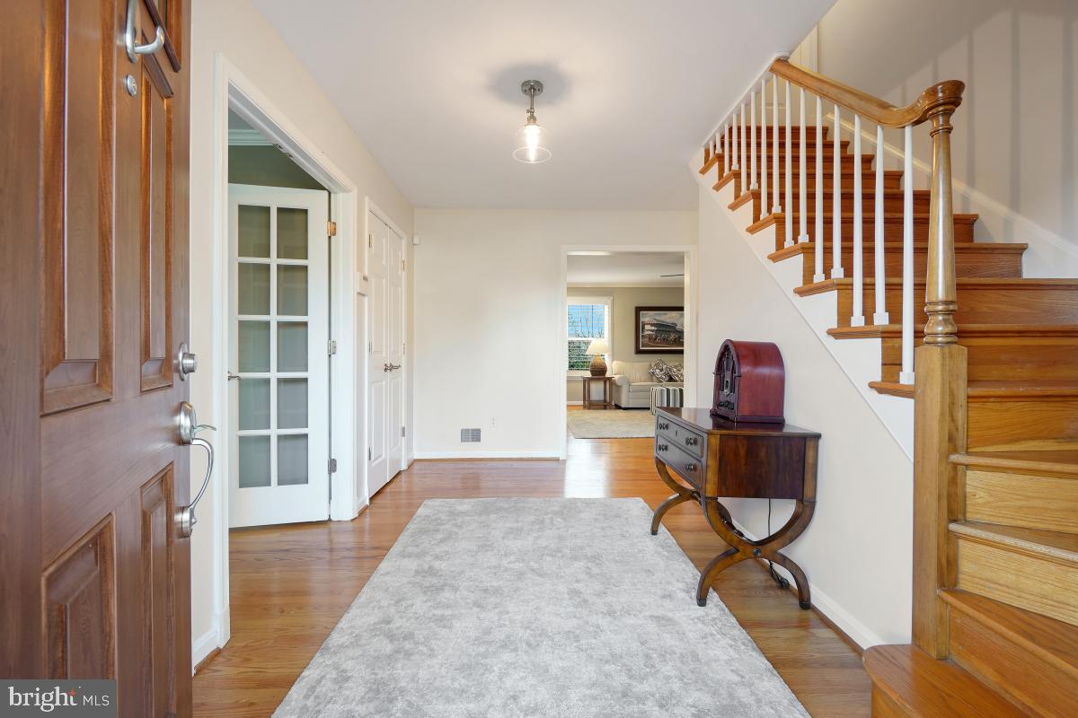 SPRING MEADOWS - Residential