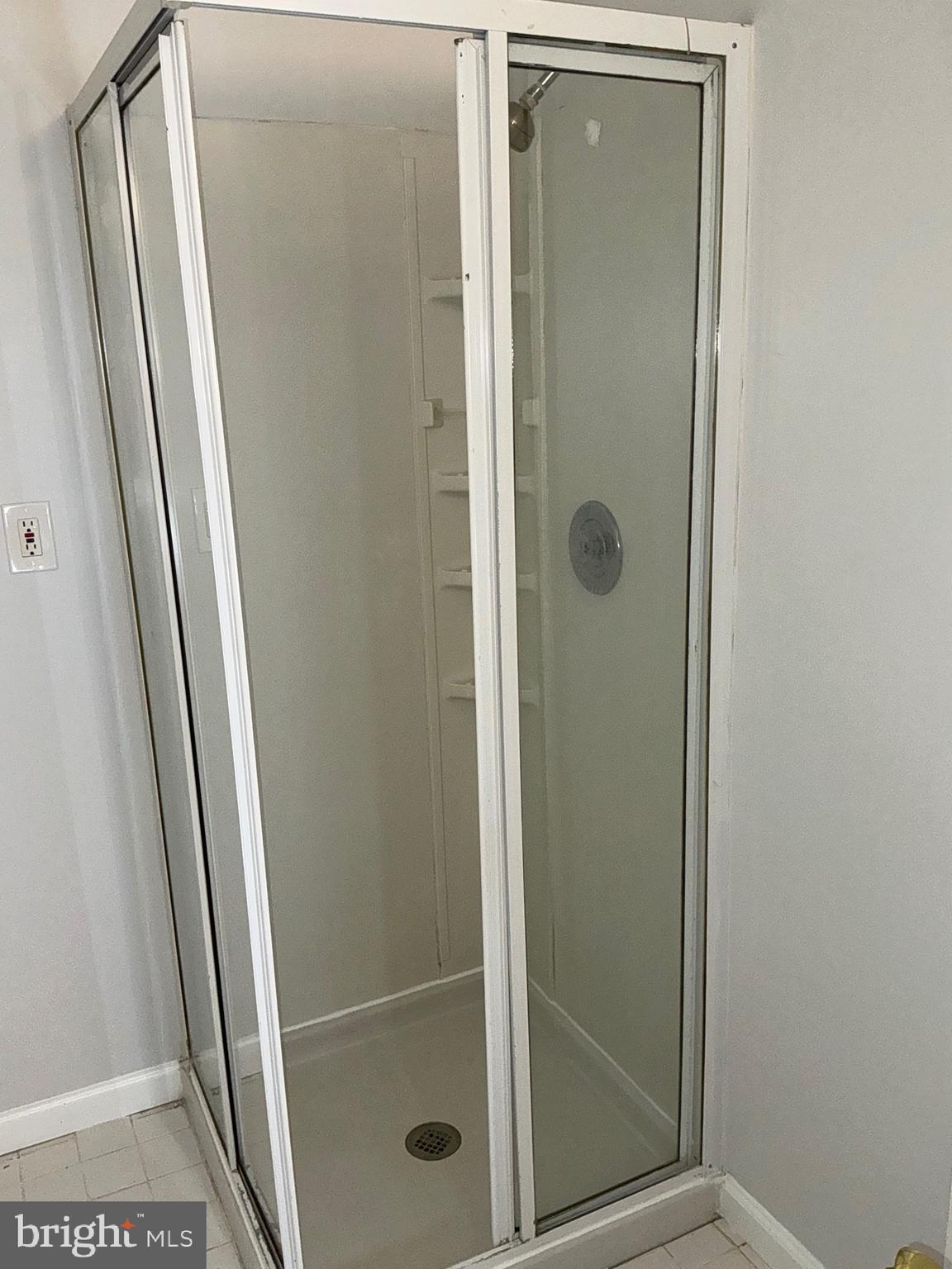 BEL PRE MANOR - Residential