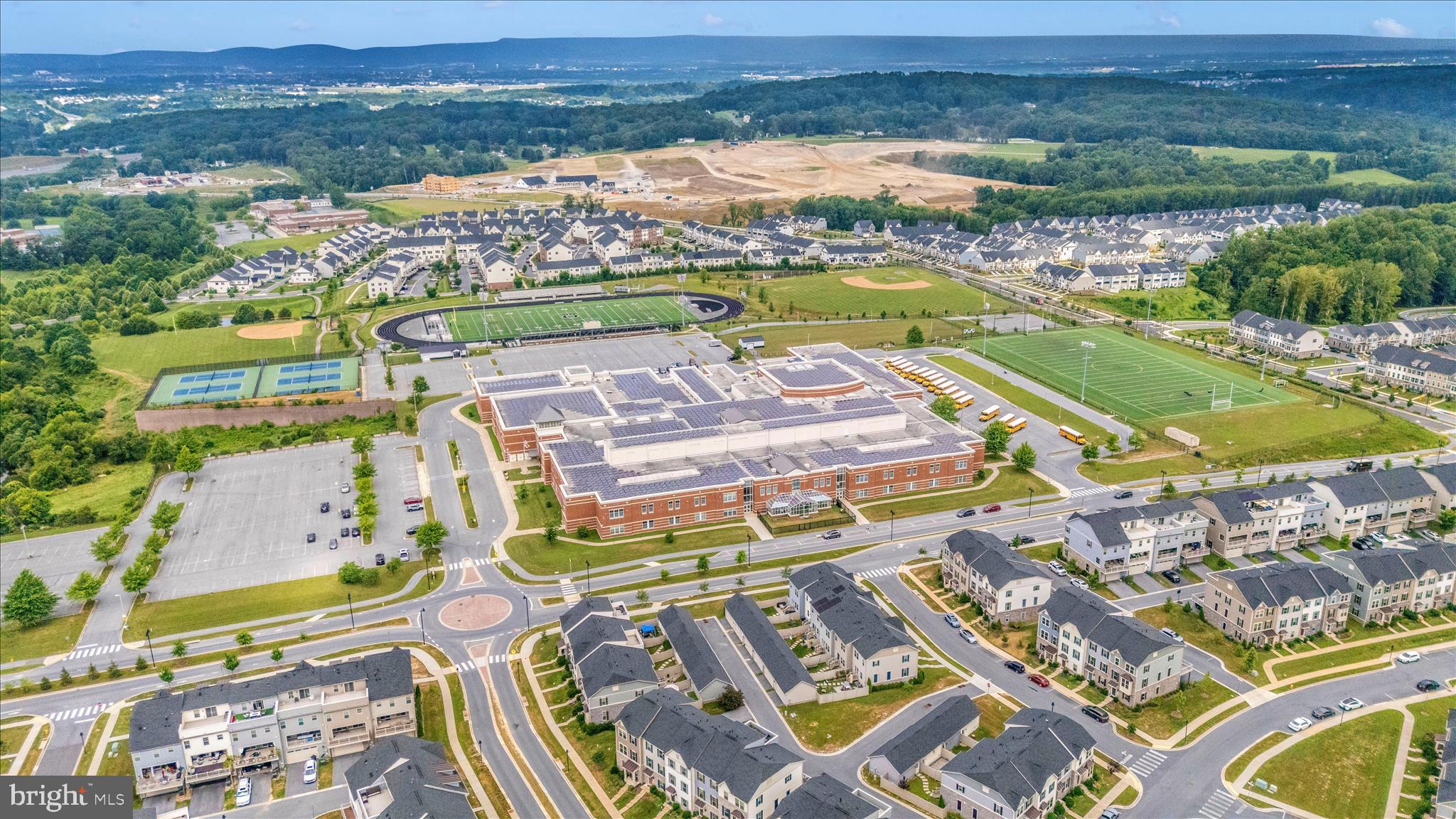 LAKE LINGANORE OAKDALE - Residential