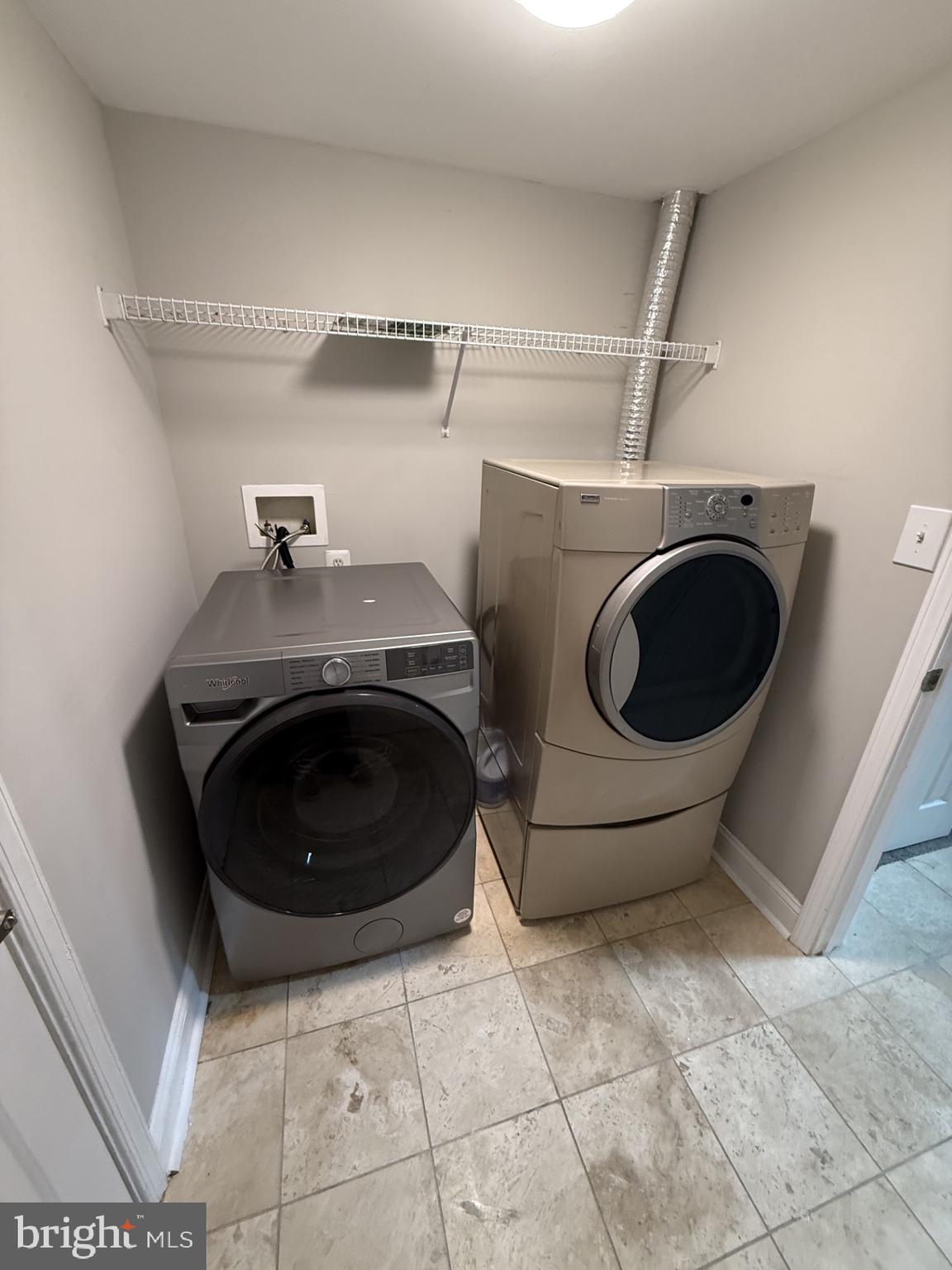 MILESTONE II THS - Residential Lease
