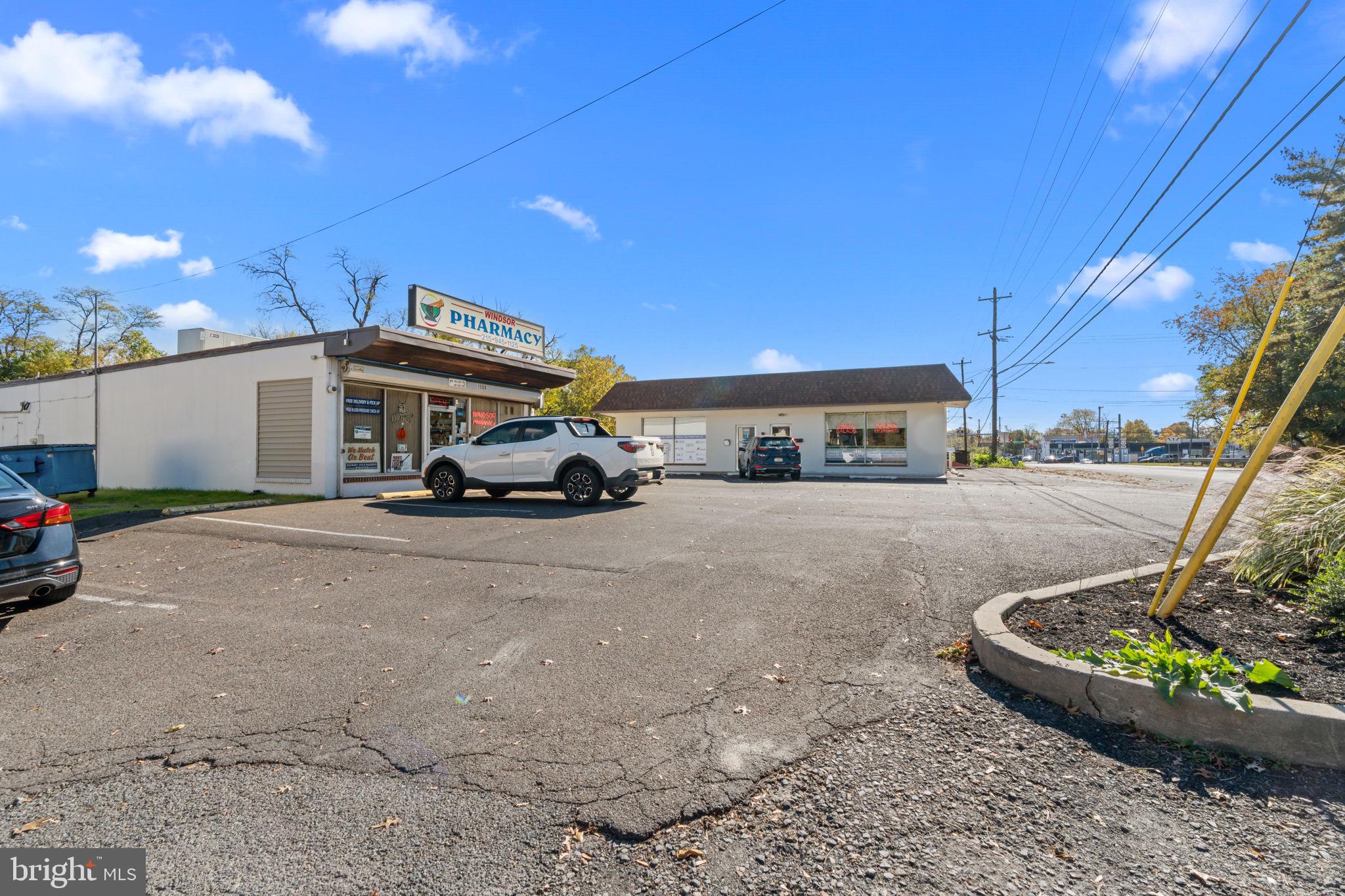 KENWOOD - Commercial Sale