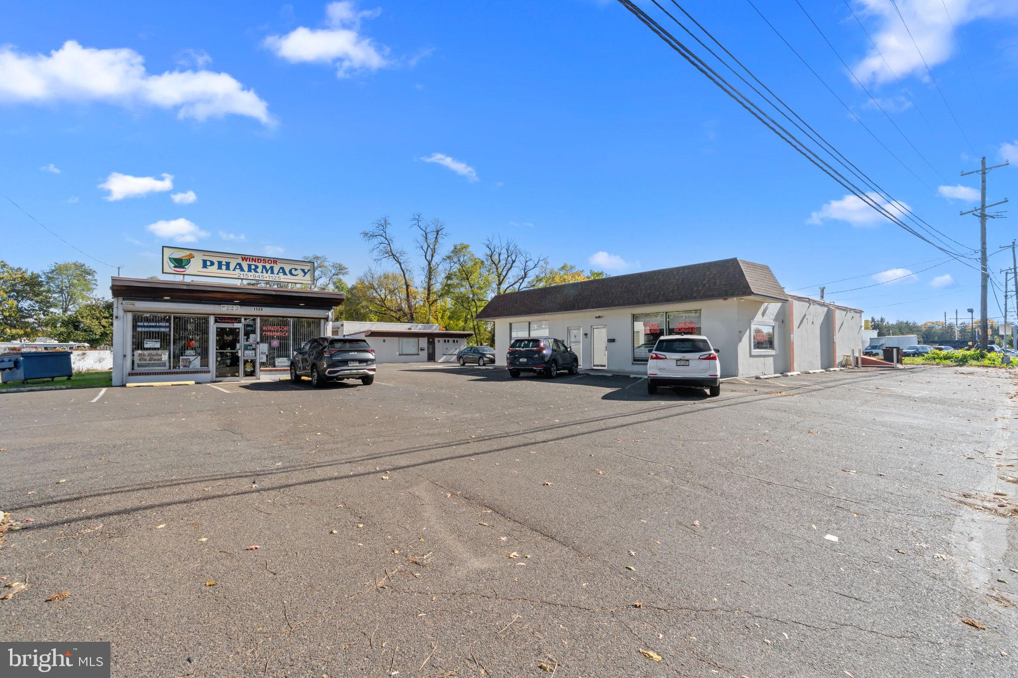KENWOOD - Commercial Sale