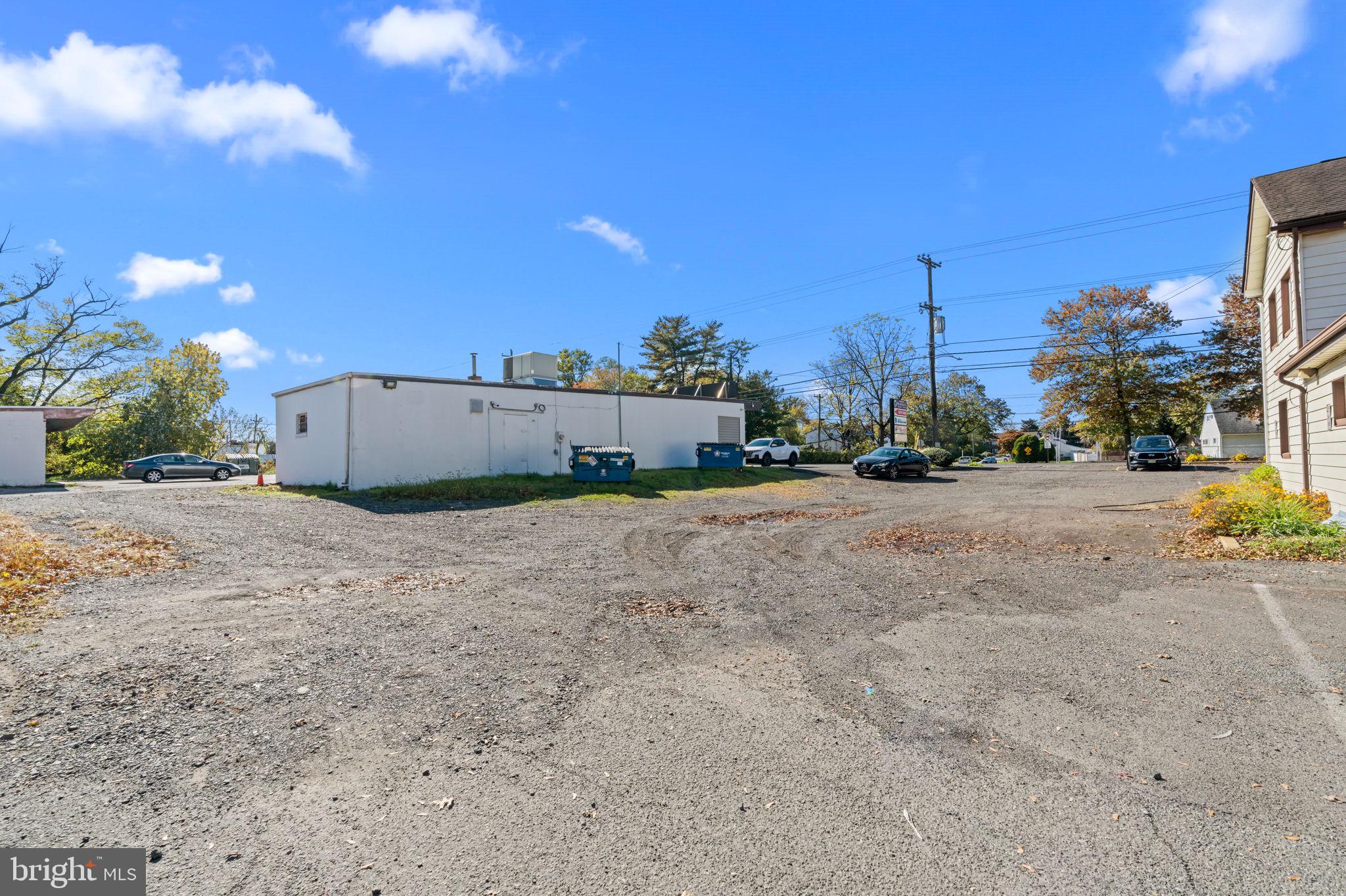 KENWOOD - Commercial Sale