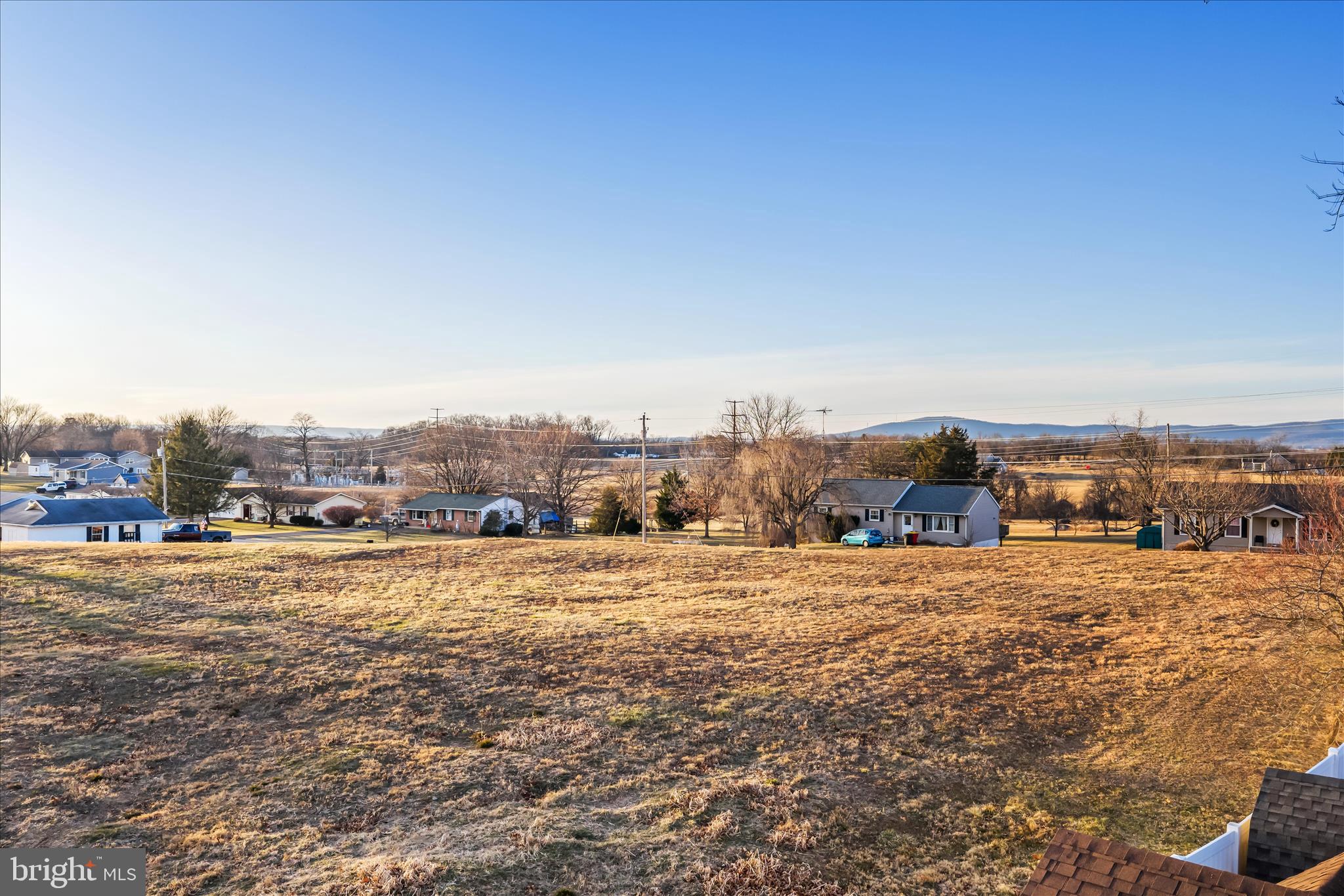 BRIARHILL - Land
