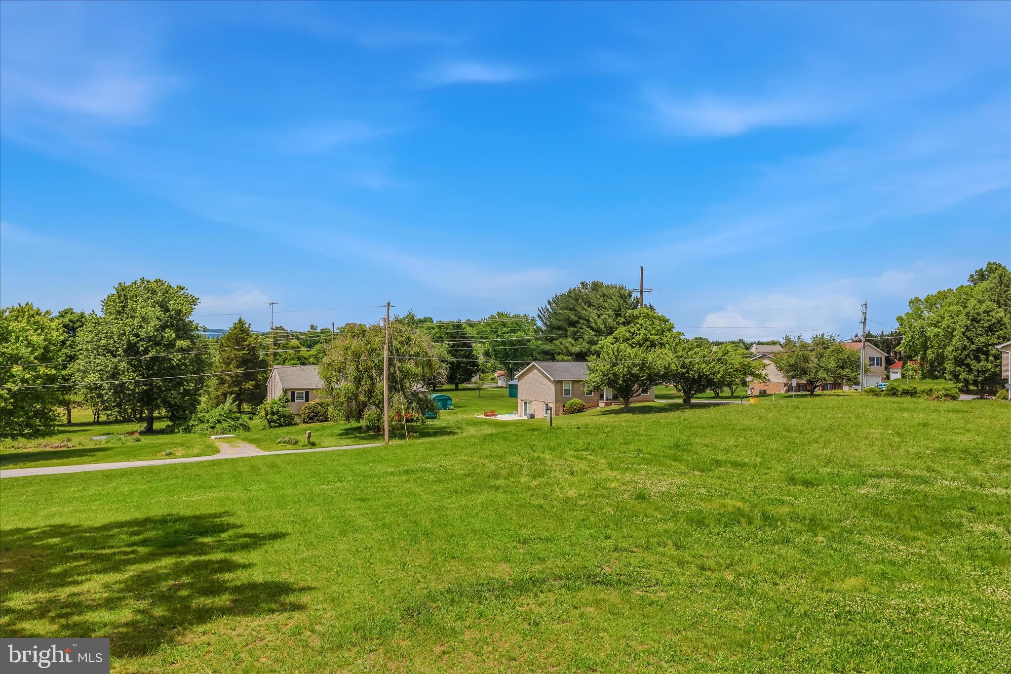 BRIARHILL - Land