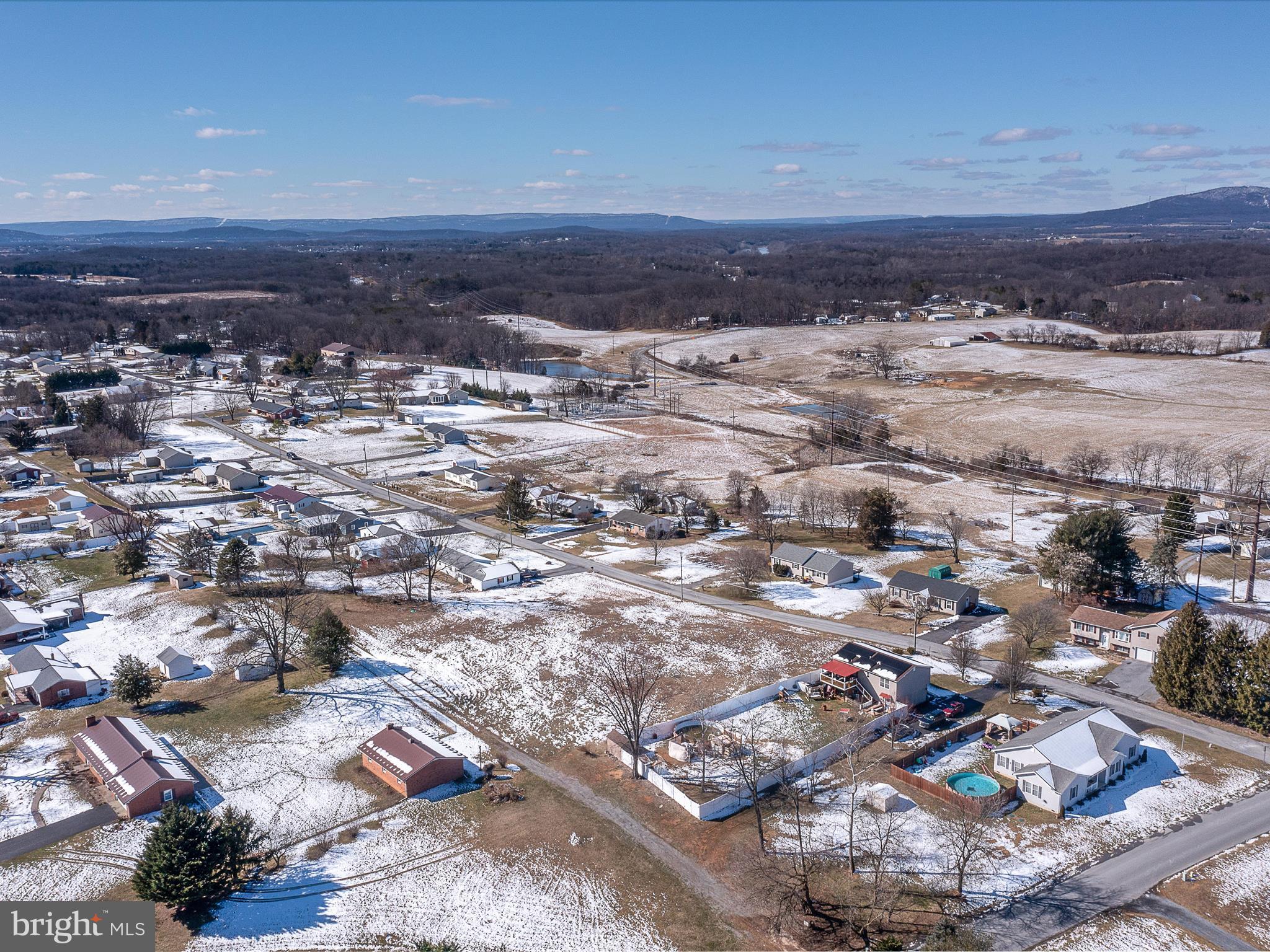 BRIARHILL - Land
