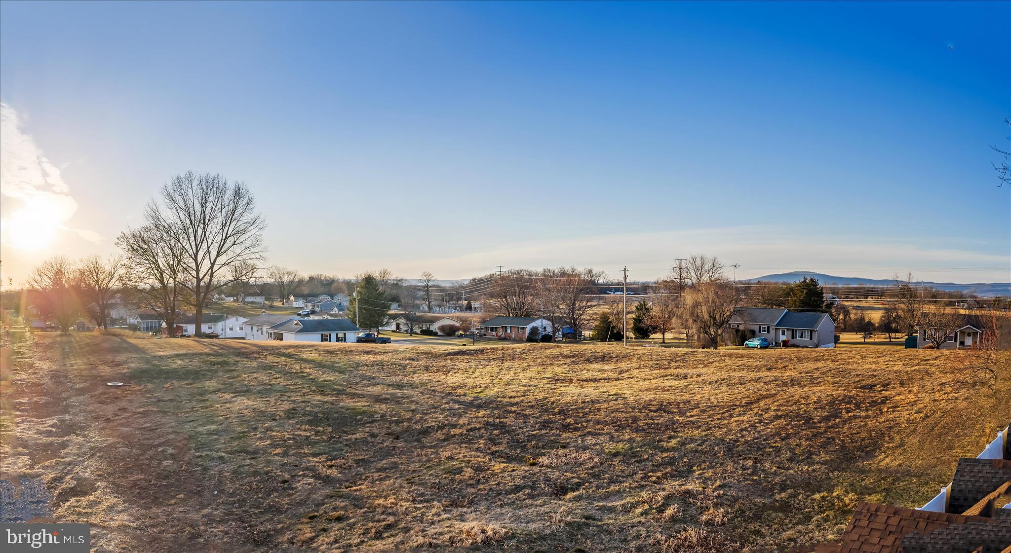 BRIARHILL - Land