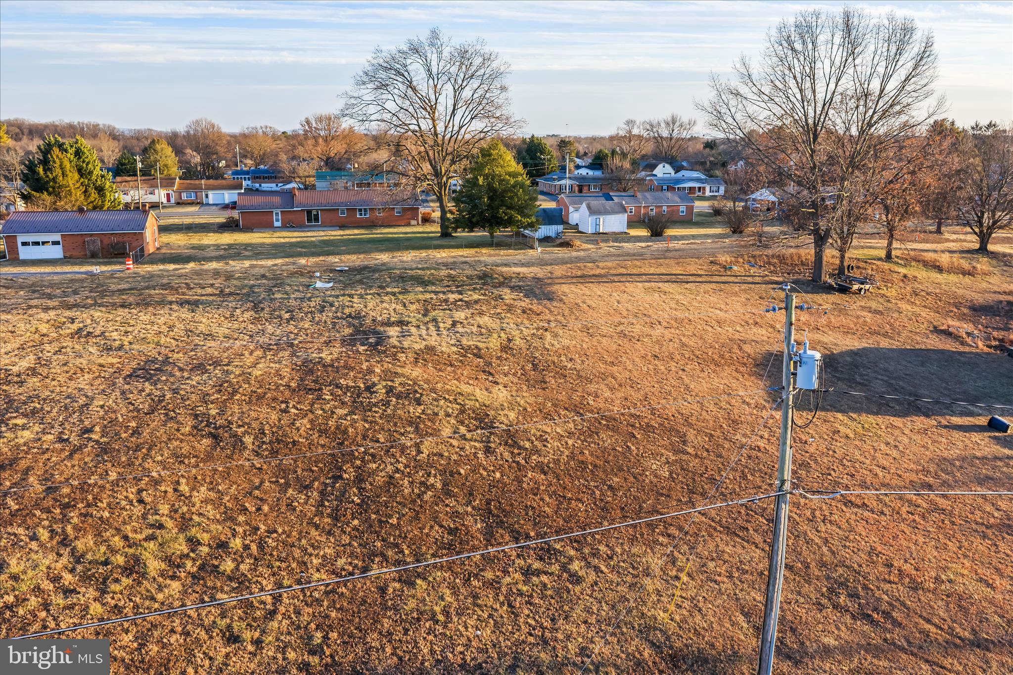 BRIARHILL - Land