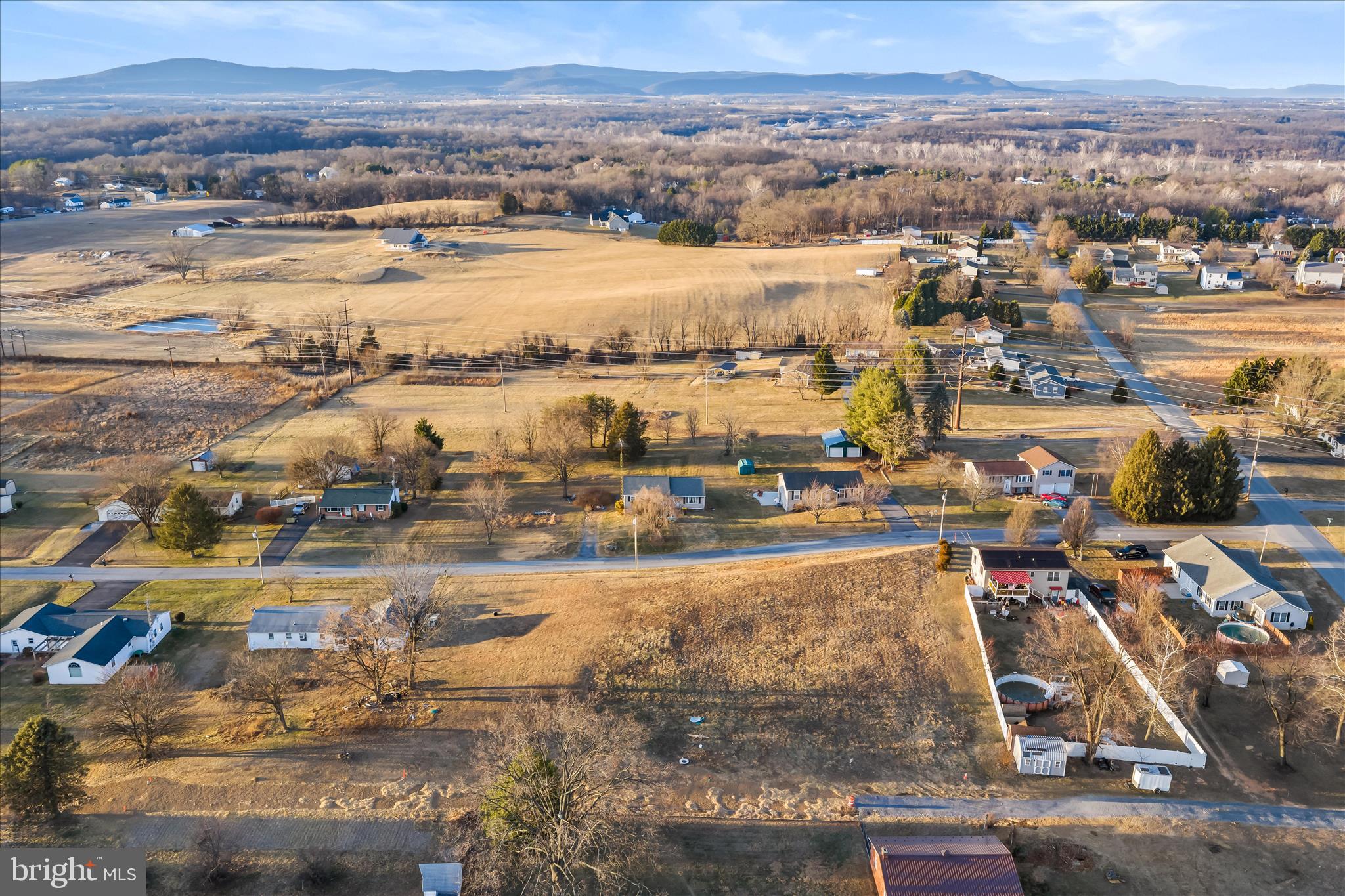BRIARHILL - Land
