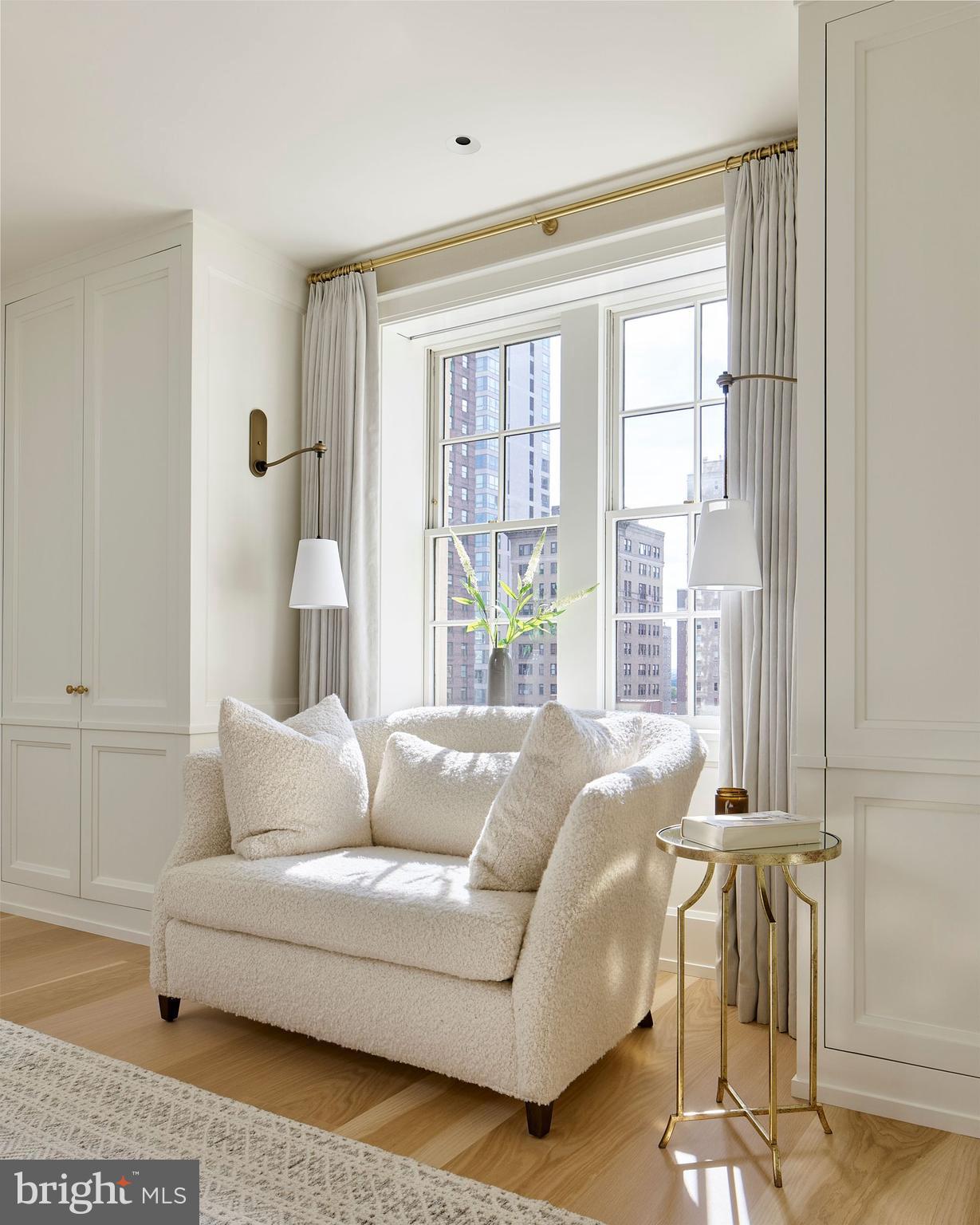 RITTENHOUSE SQUARE - Residential