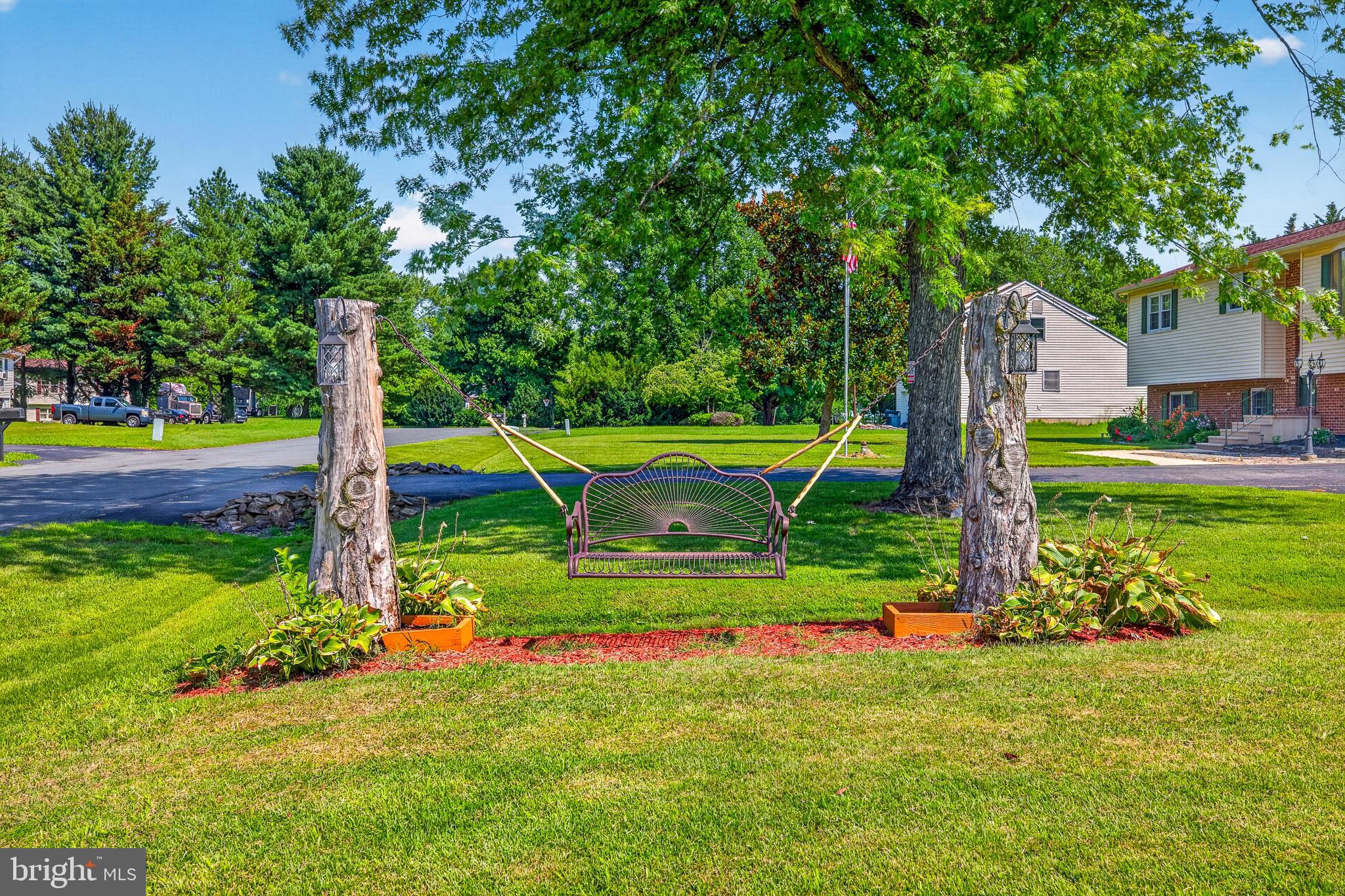 BRANTWOOD - Residential
