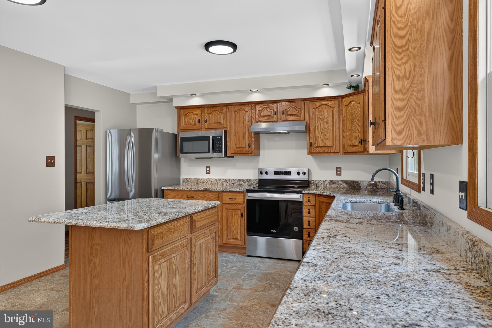 BRANTWOOD - Residential