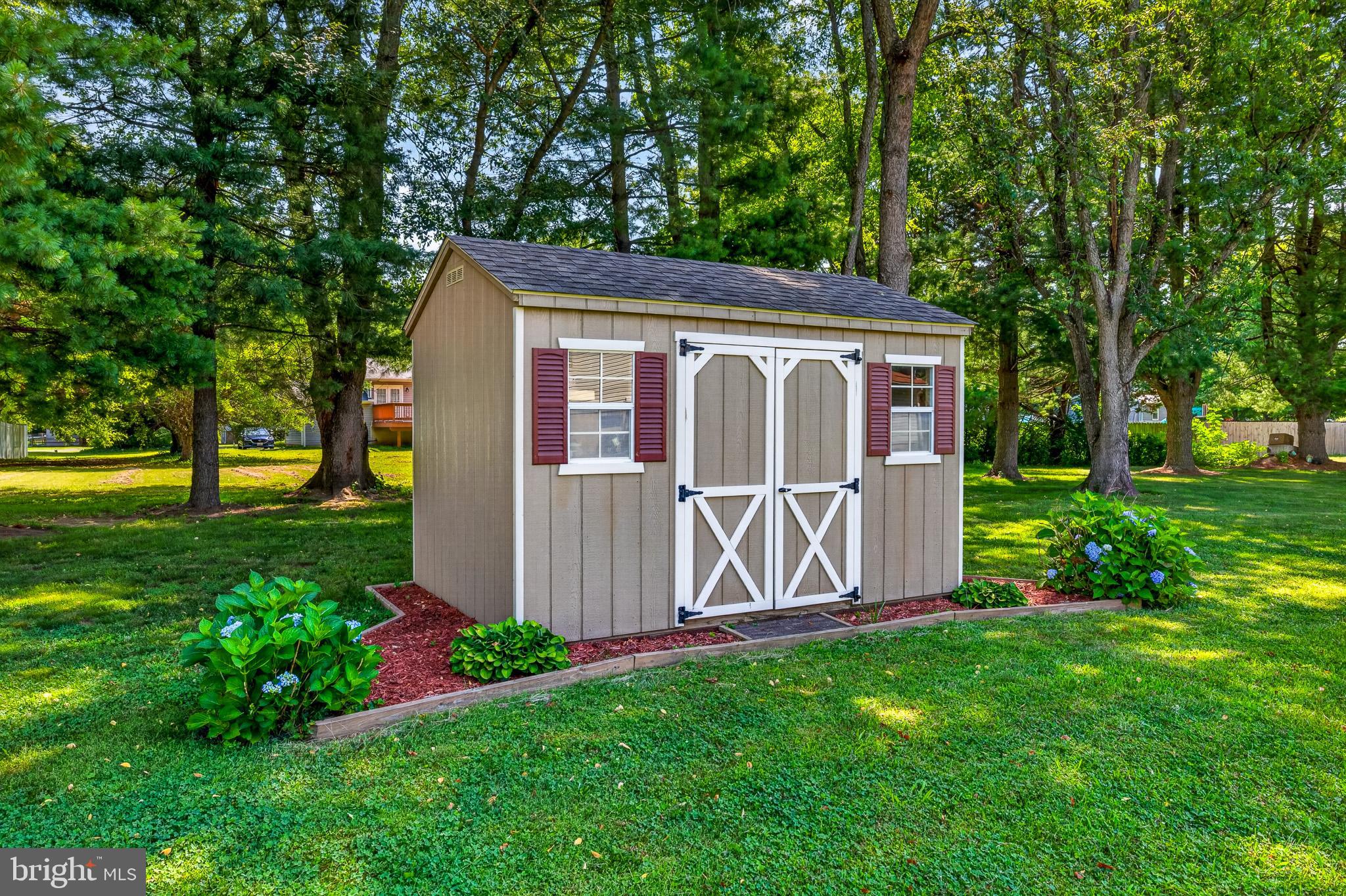 BRANTWOOD - Residential