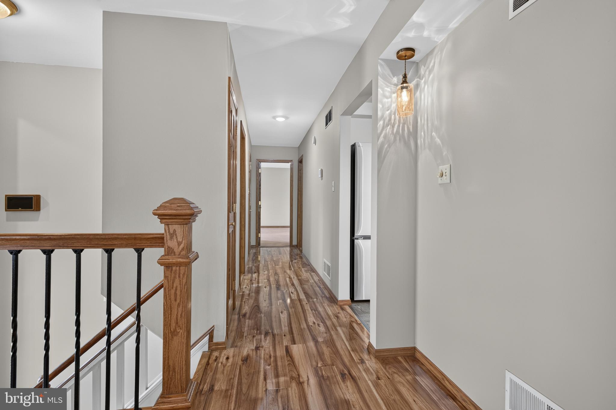 BRANTWOOD - Residential