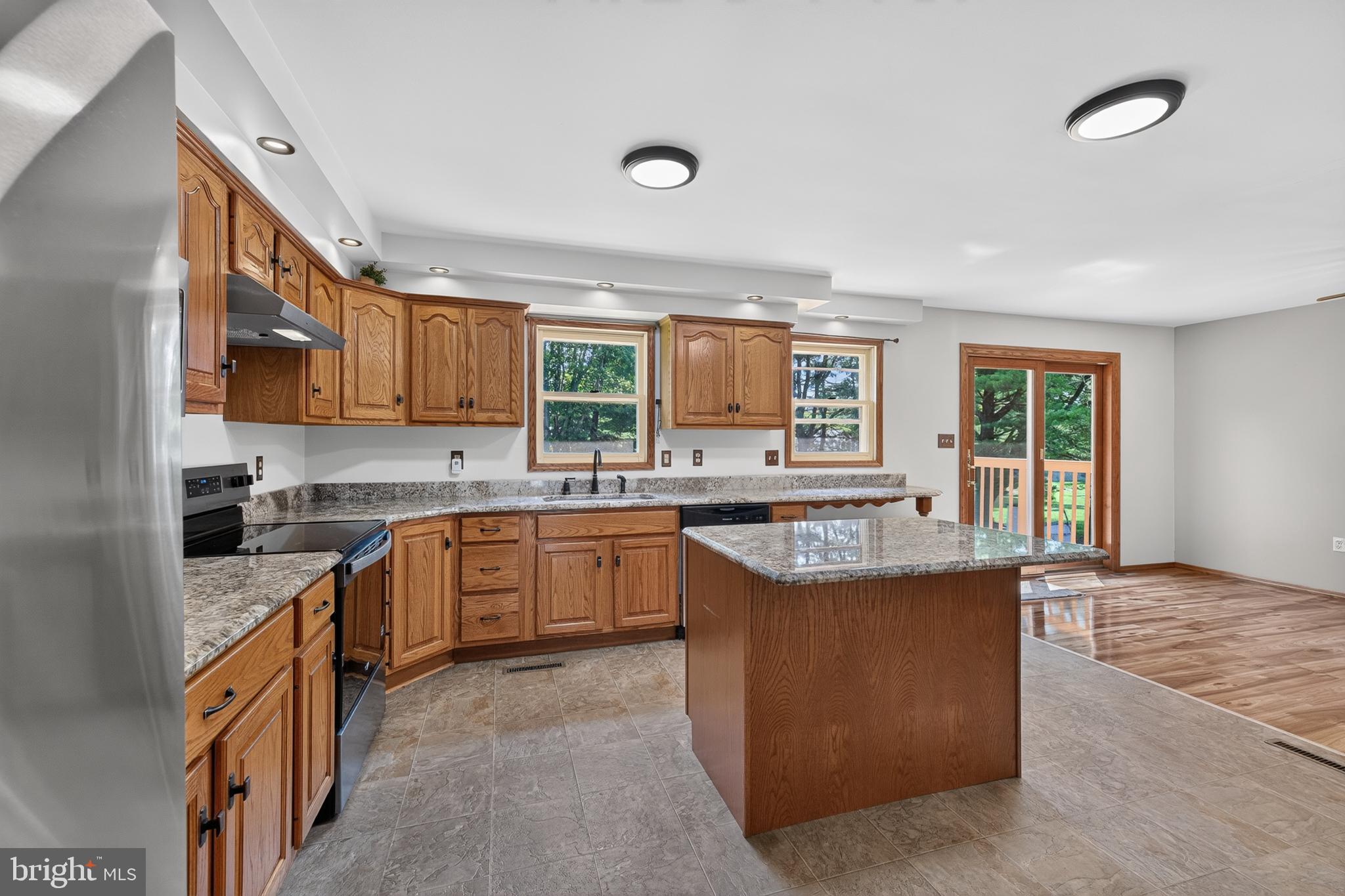 BRANTWOOD - Residential