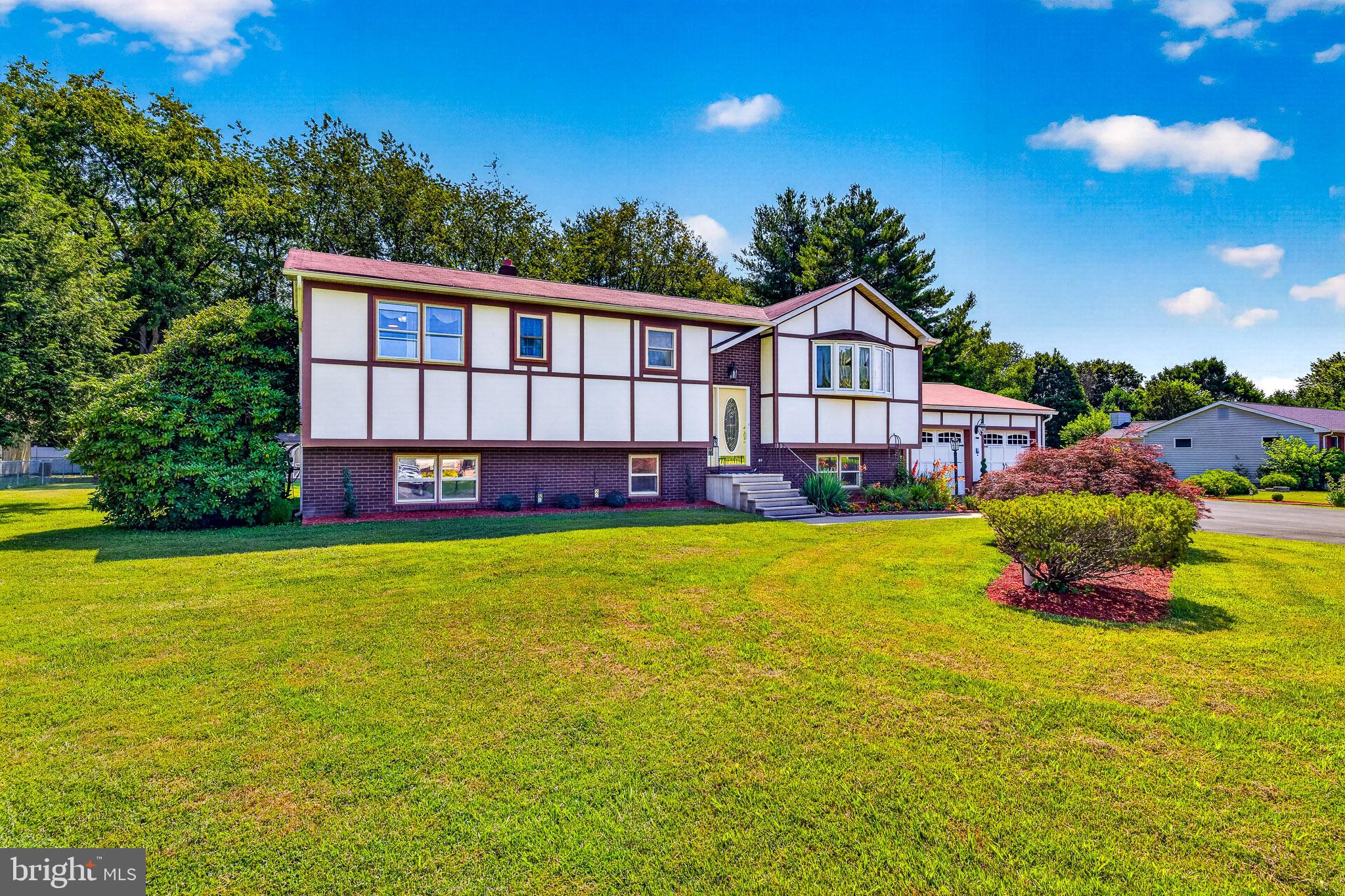 BRANTWOOD - Residential
