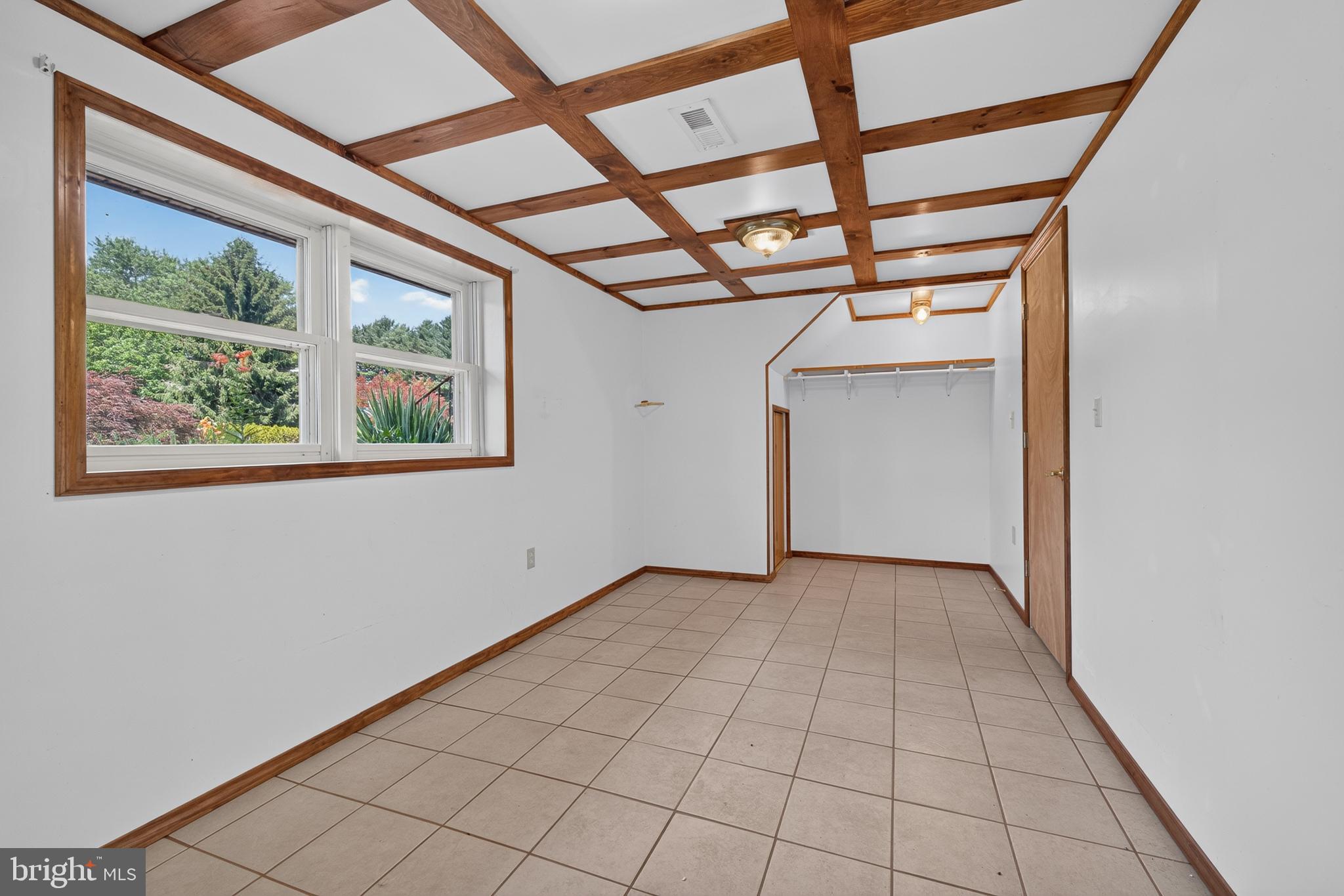 BRANTWOOD - Residential