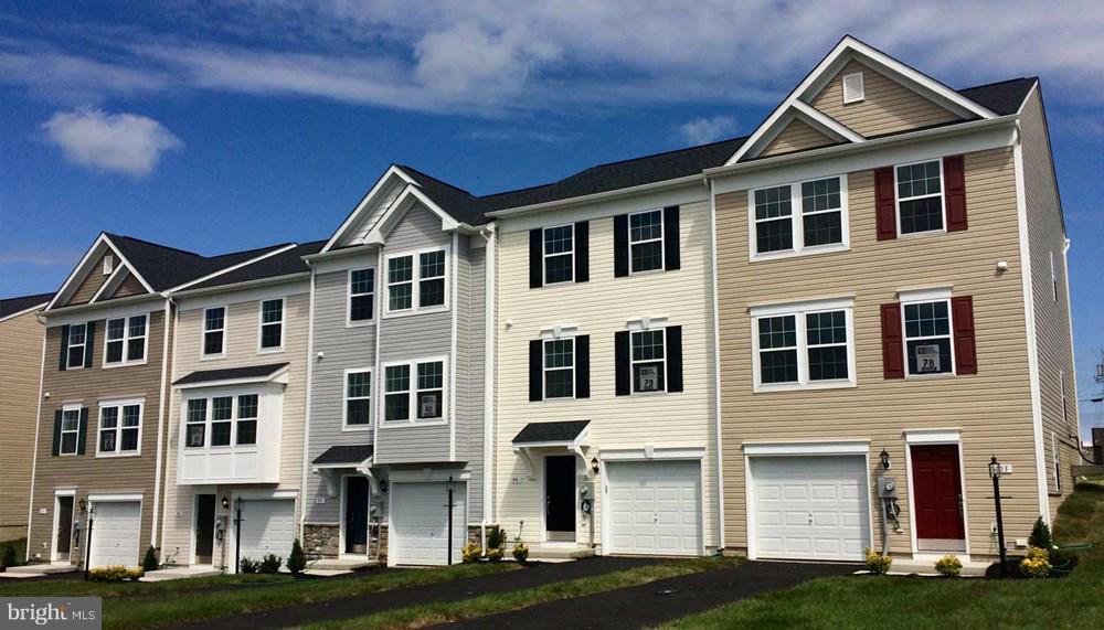 BRIAR RUN - Residential