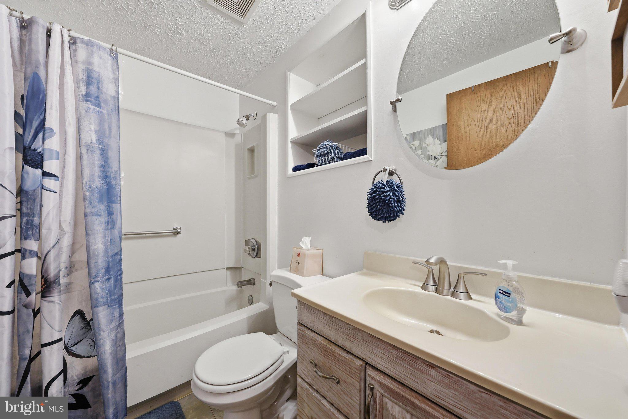 STONEGATE FARMS - Residential
