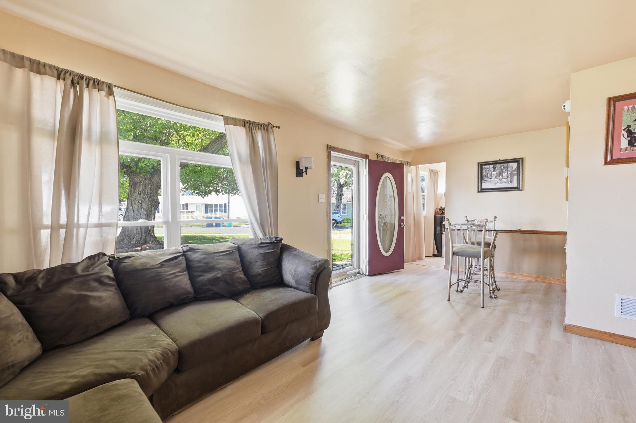 GARDEN VIEW - Residential