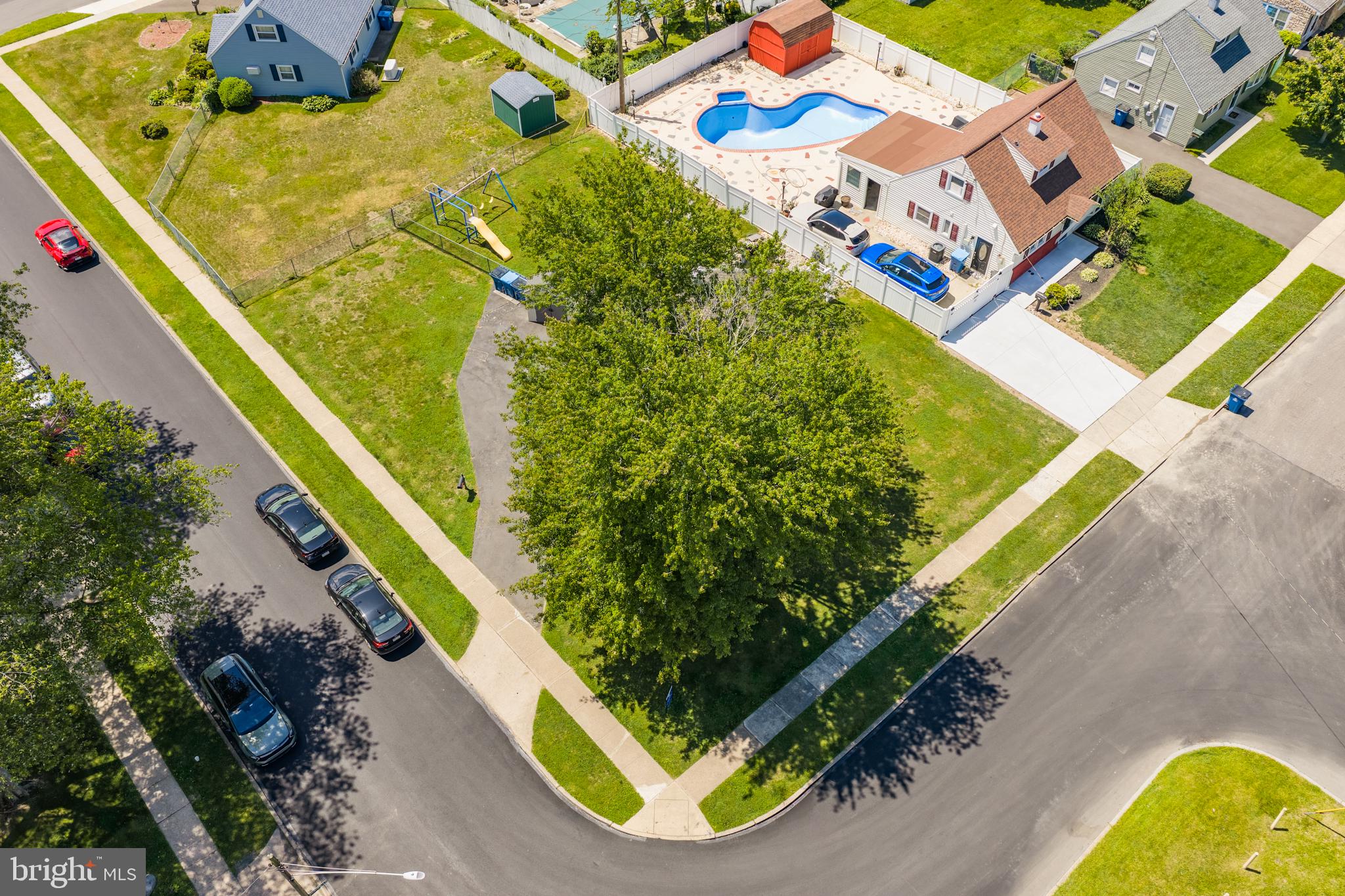 GARDEN VIEW - Residential
