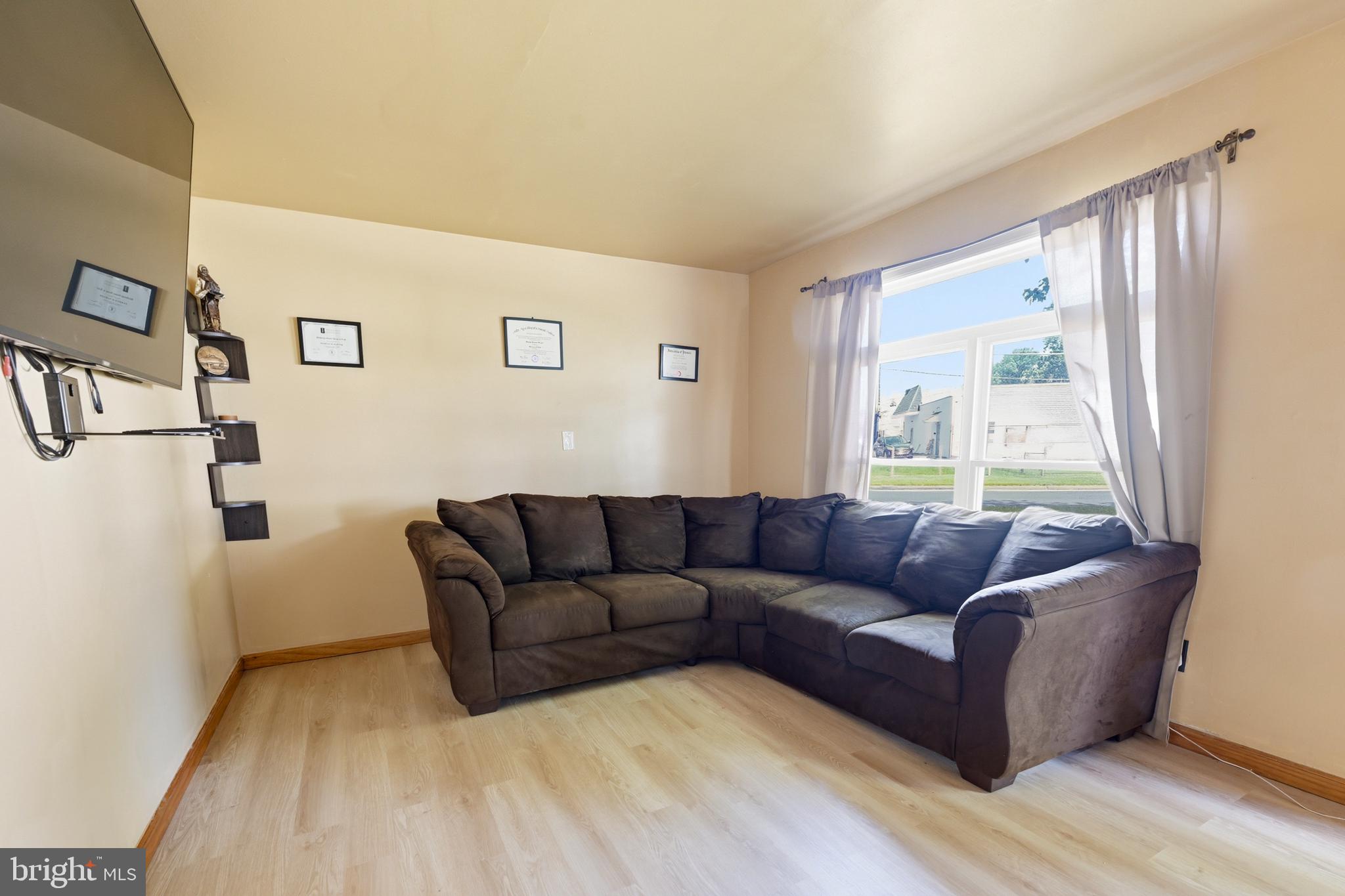 GARDEN VIEW - Residential