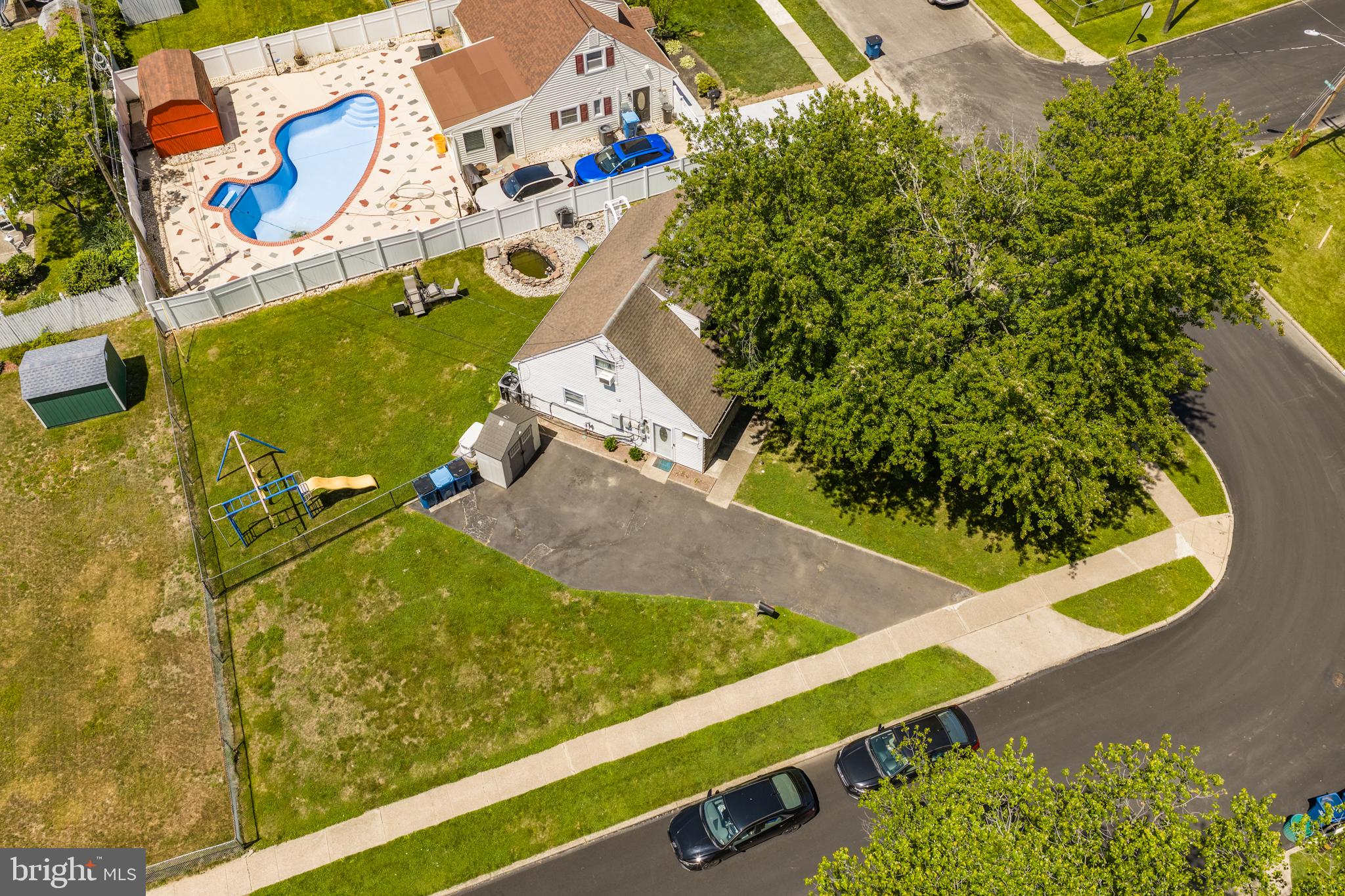 GARDEN VIEW - Residential