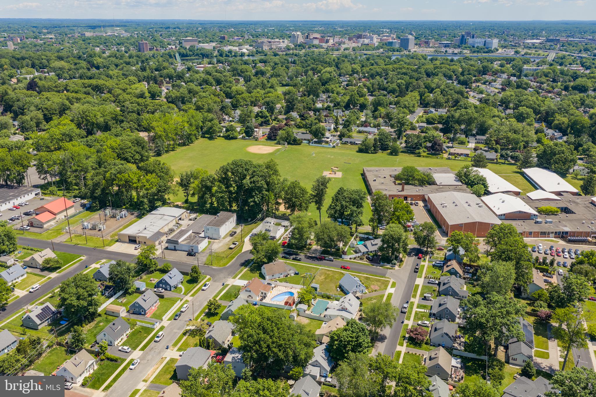 GARDEN VIEW - Residential