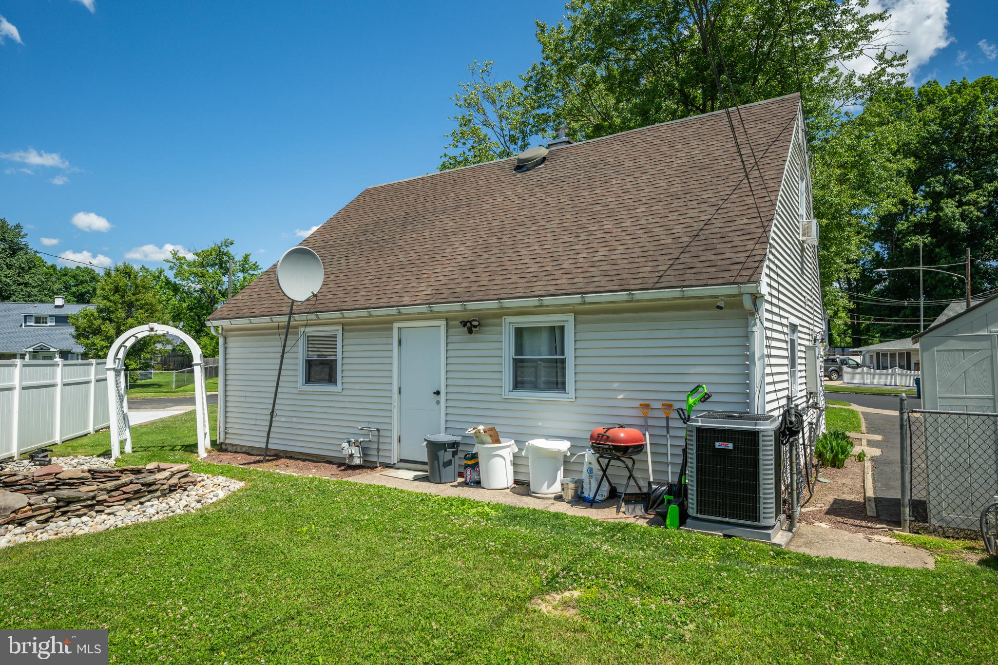 GARDEN VIEW - Residential