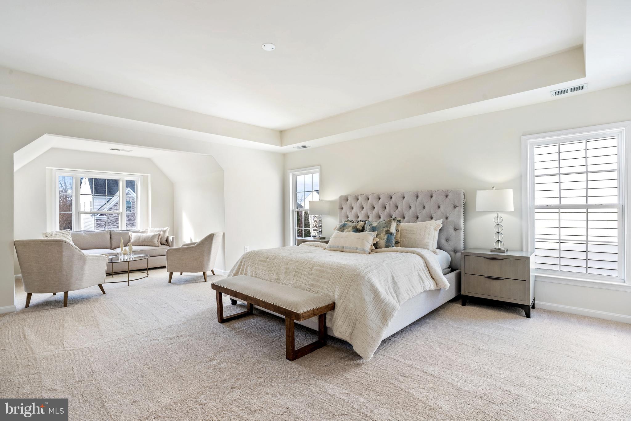 PIEDMONT MEWS - Residential