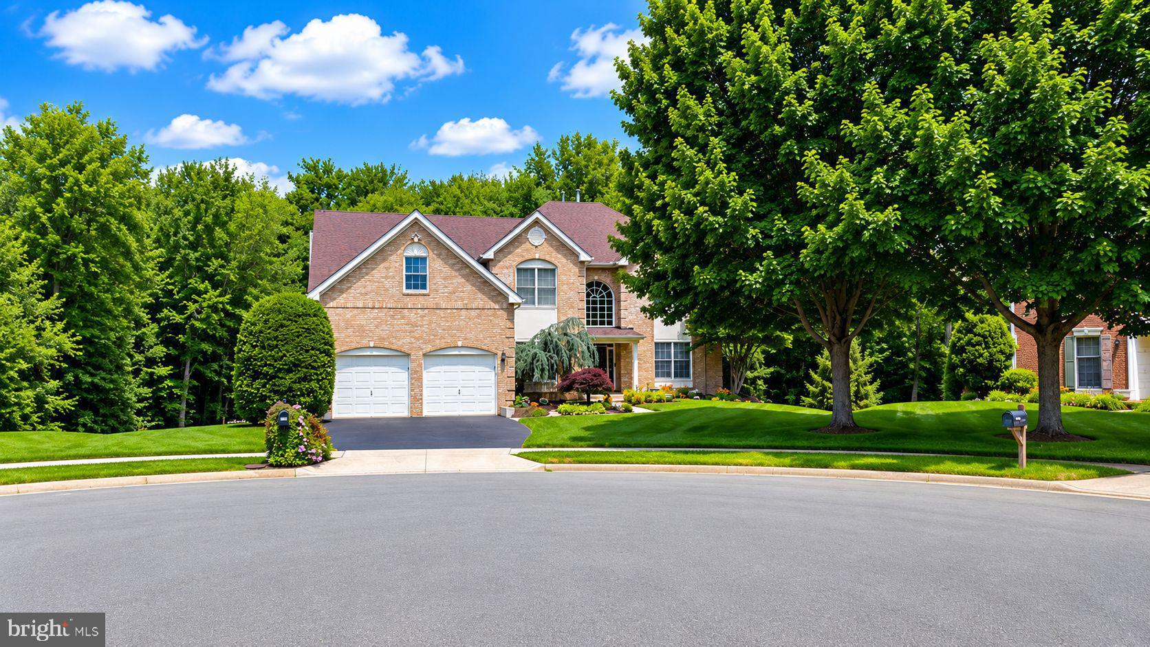 RIDGEGATE WOODS - Residential