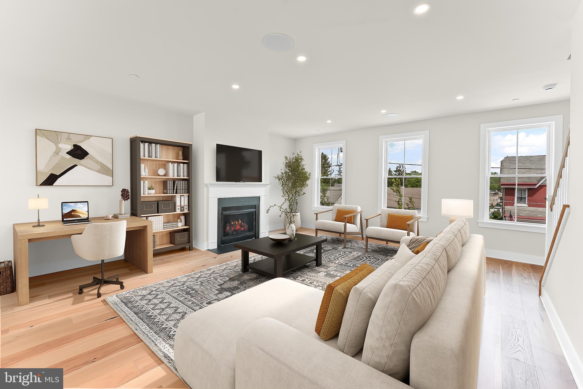 RIGGTOWN COMMONS - Residential