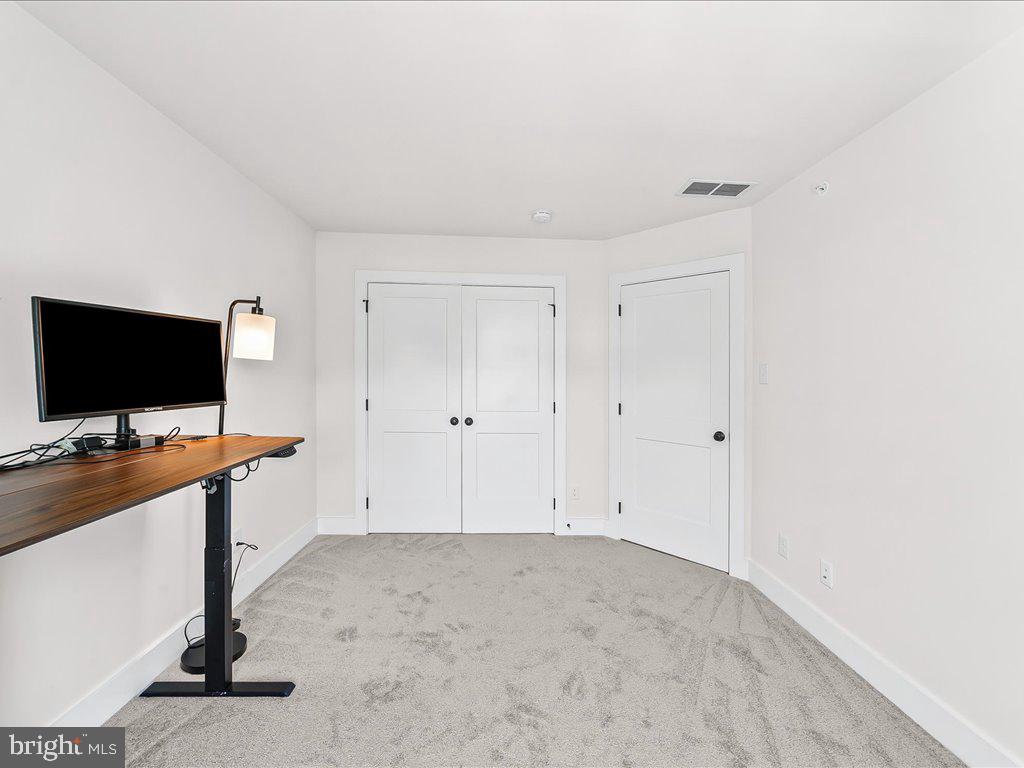 RIGGTOWN COMMONS - Residential