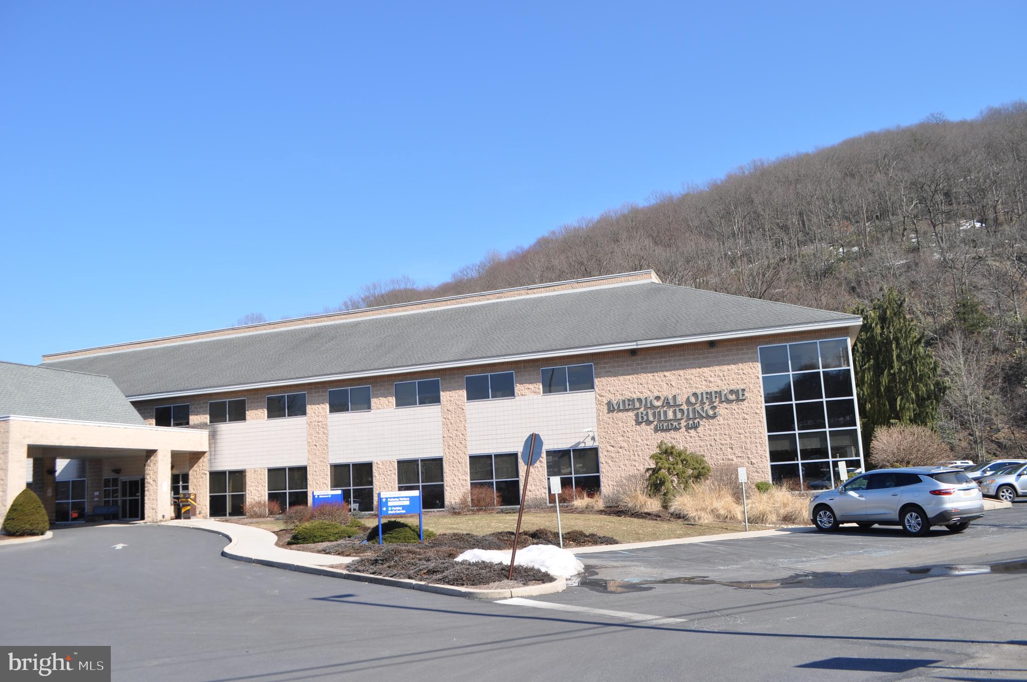 POTTSVILLE - Commercial Sale