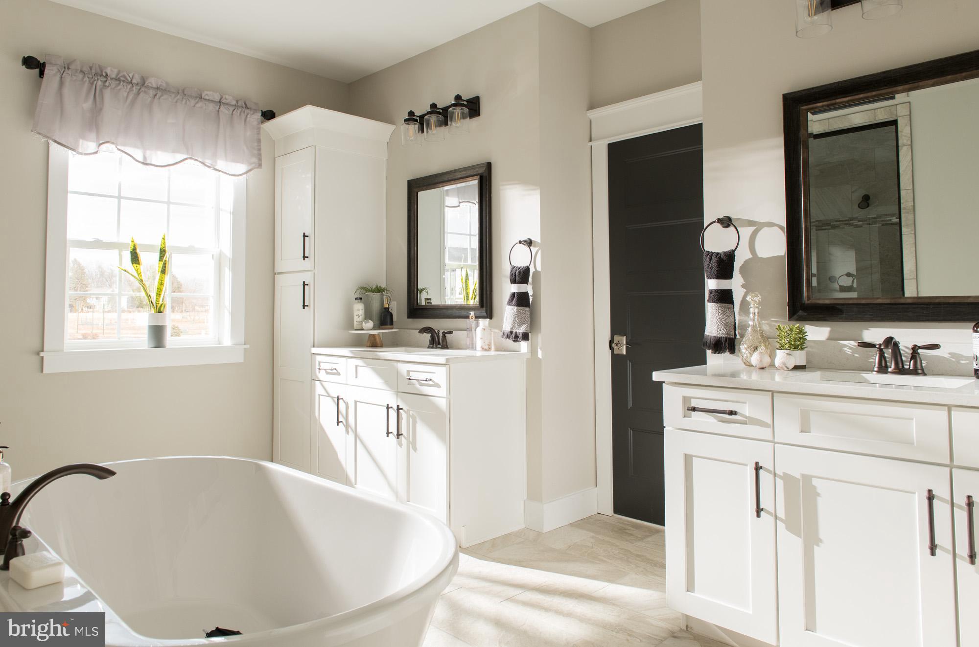 OAK GROVE FARM - Residential
